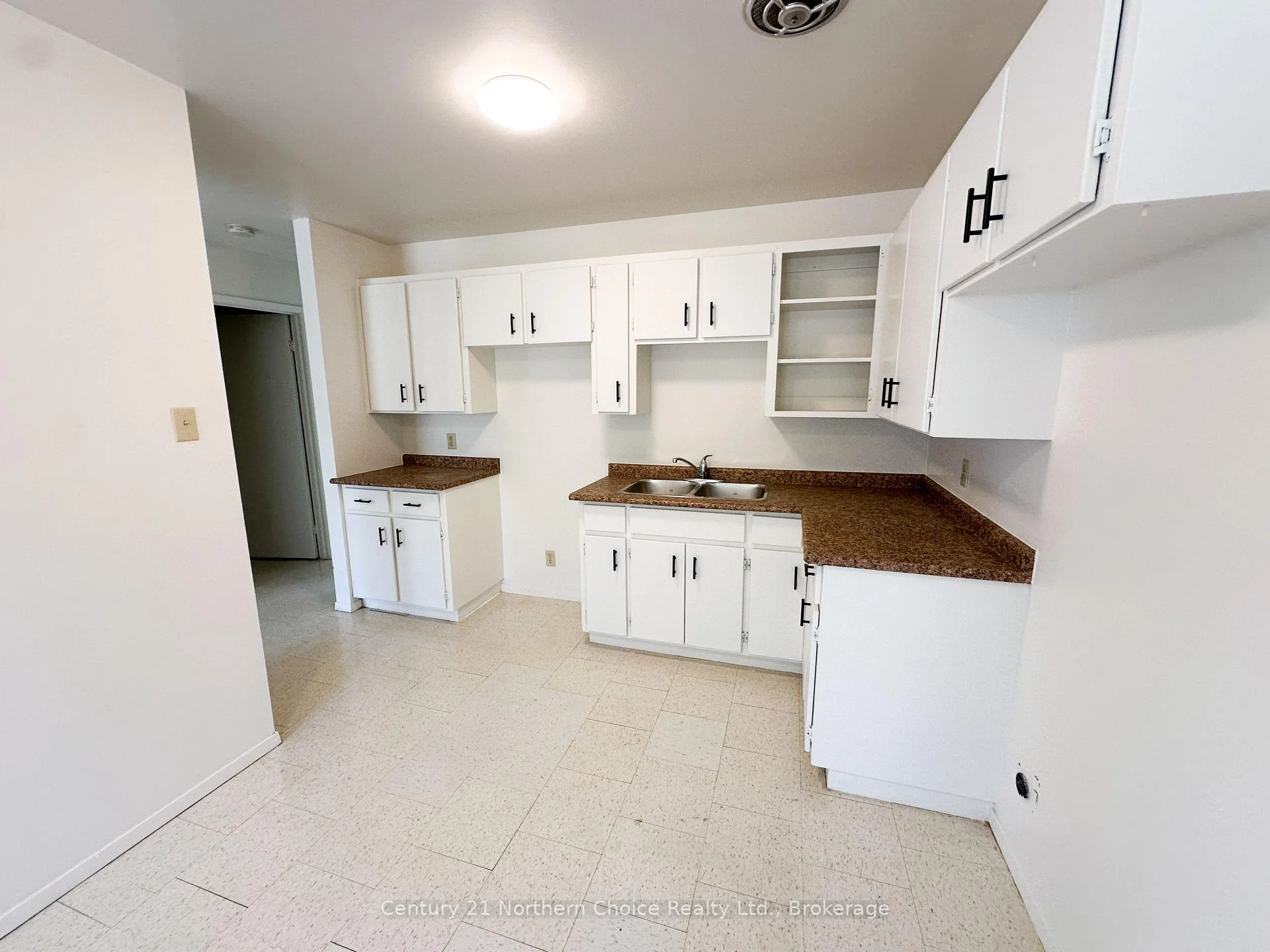 Photo 12 of 46/48 Birch Drive, Ear Falls — HOMEH