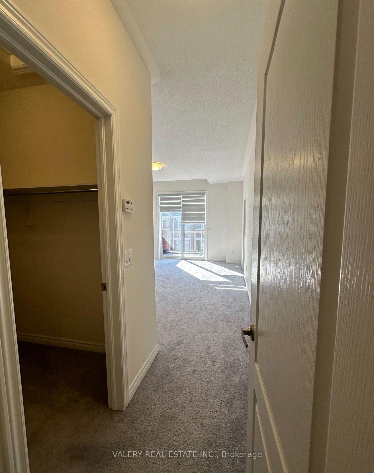 Photo 21 of 517 Dundas Street E, Oakville, Joshua Meadows — HOMEH