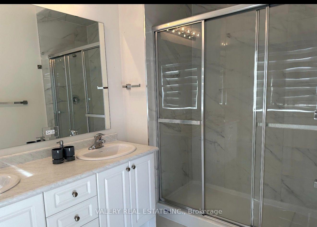 Photo 22 of 517 Dundas Street E, Oakville, Joshua Meadows — HOMEH