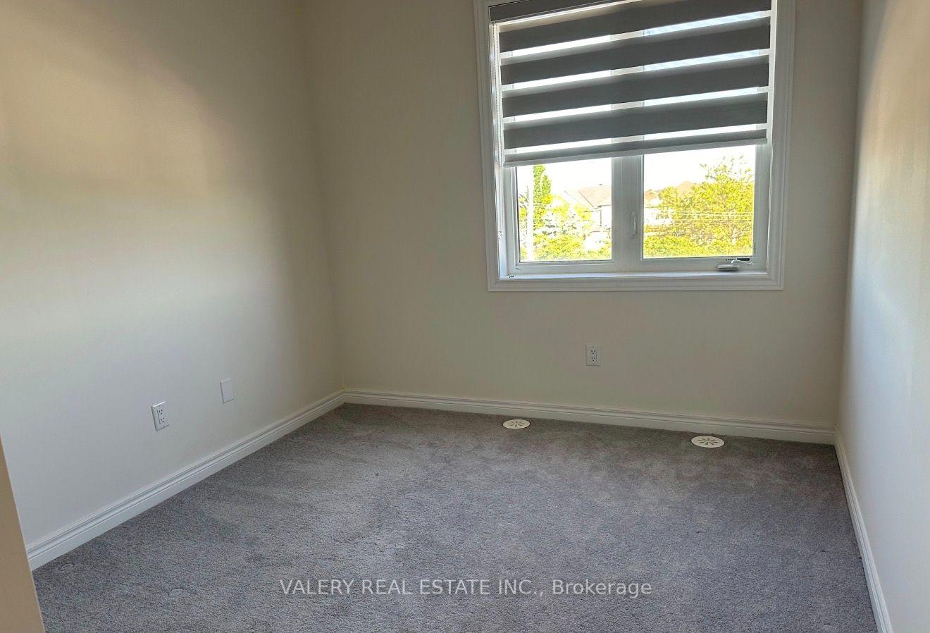 Photo 24 of 517 Dundas Street E, Oakville, Joshua Meadows — HOMEH