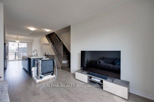 Photo 14 of Unit 21, 348 Wheat Boom Drive, Oakville, Joshua Meadows — HOMEH