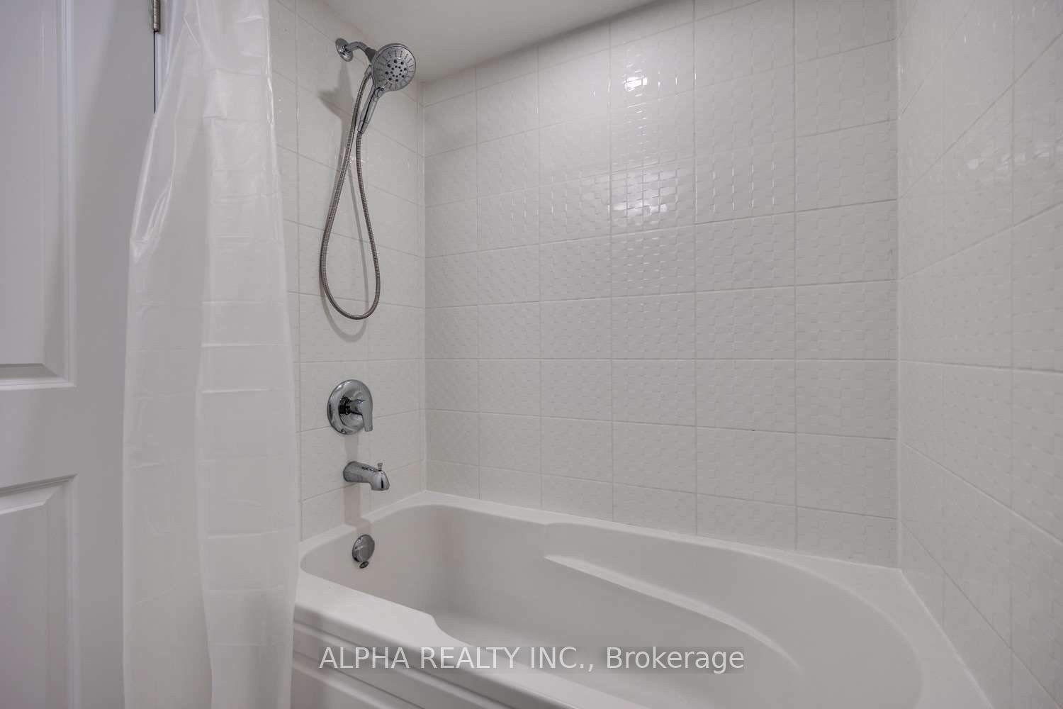 Photo 18 of Unit 21, 348 Wheat Boom Drive, Oakville, Joshua Meadows — HOMEH