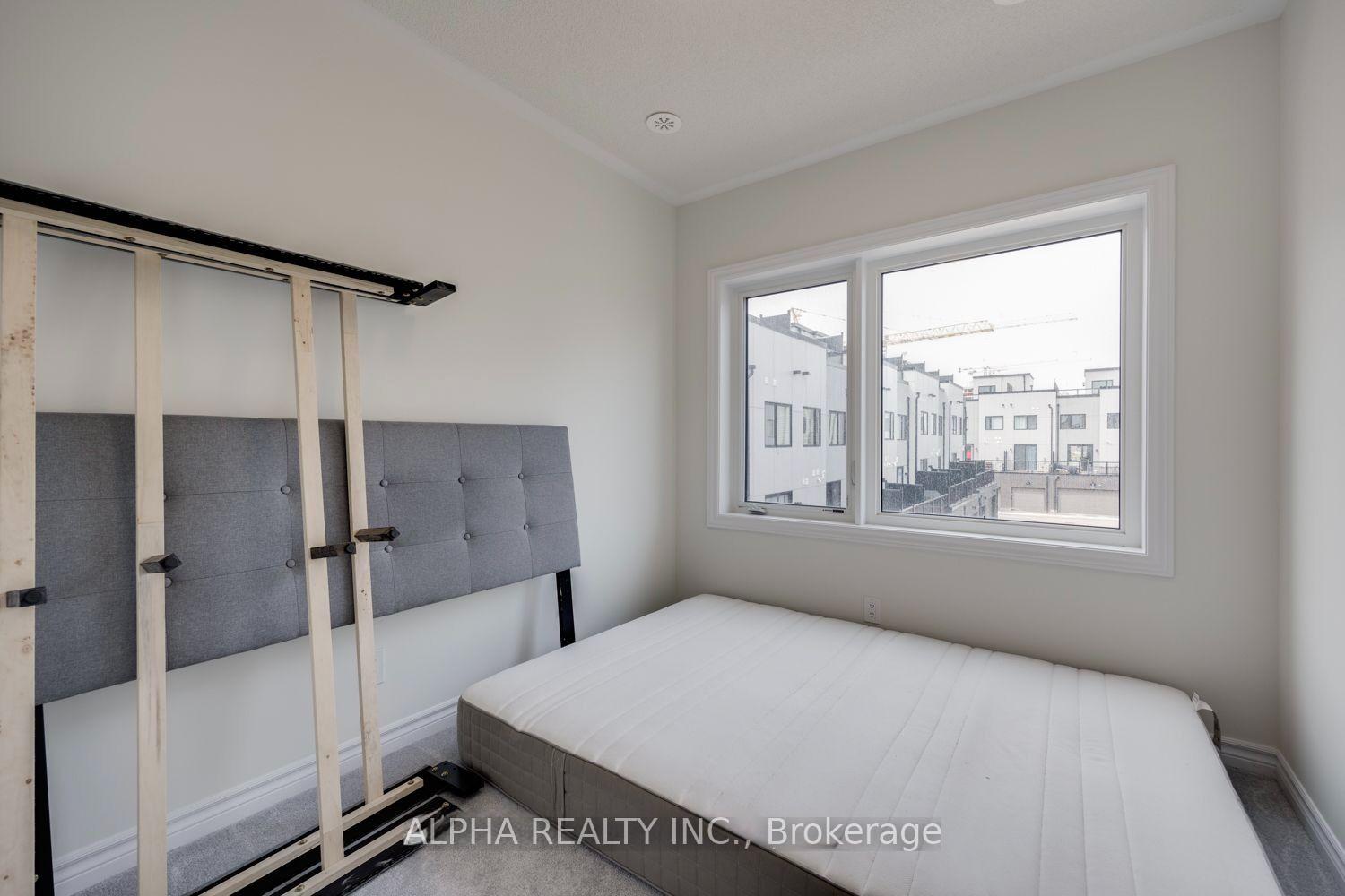 Photo 19 of Unit 21, 348 Wheat Boom Drive, Oakville, Joshua Meadows — HOMEH