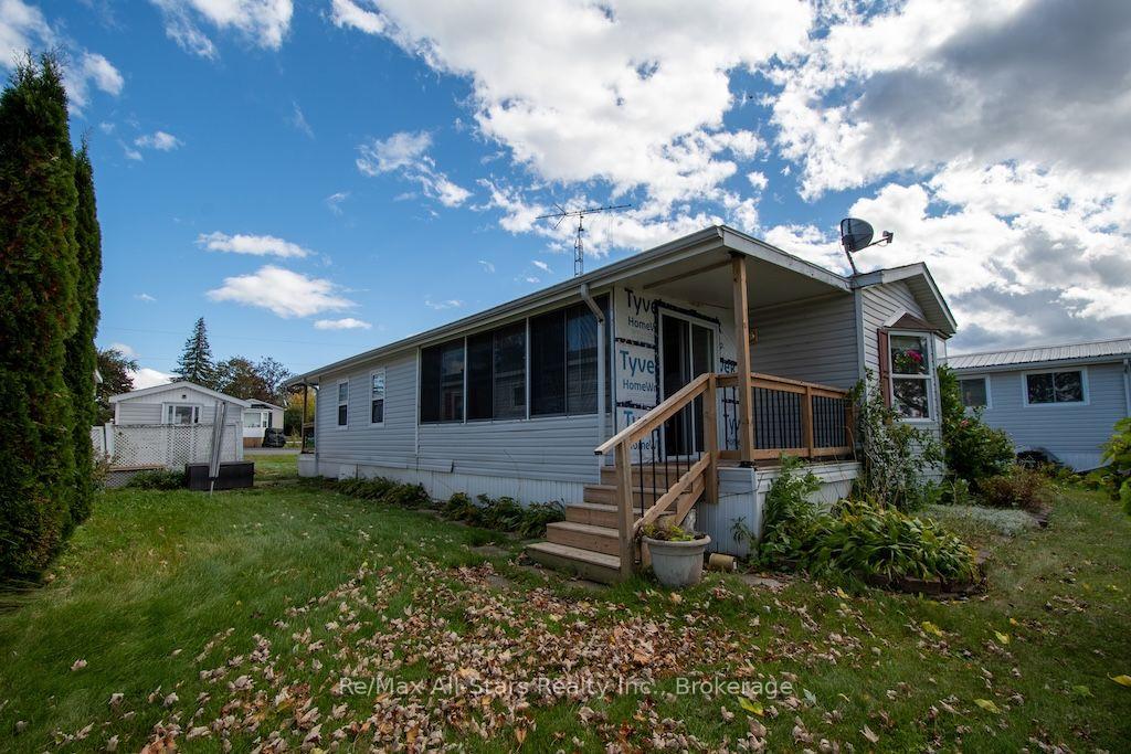 Photo 3 of 4 McGregor Drive, Otonabee-South Monaghan — HOMEH