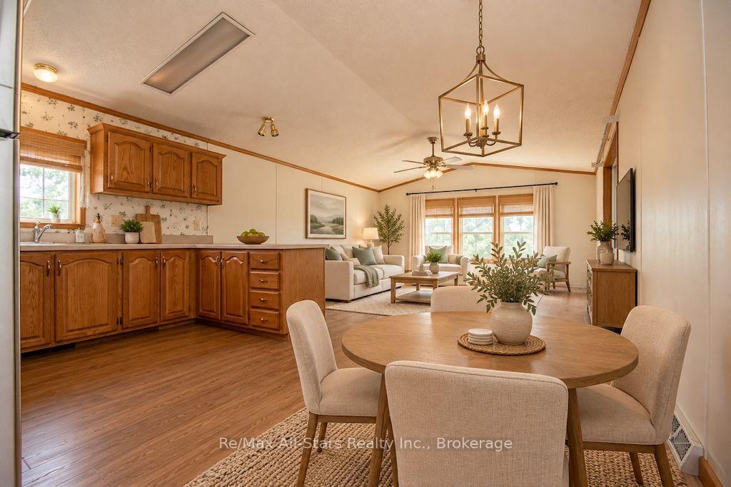 Photo 18 of 4 McGregor Drive, Otonabee-South Monaghan — HOMEH