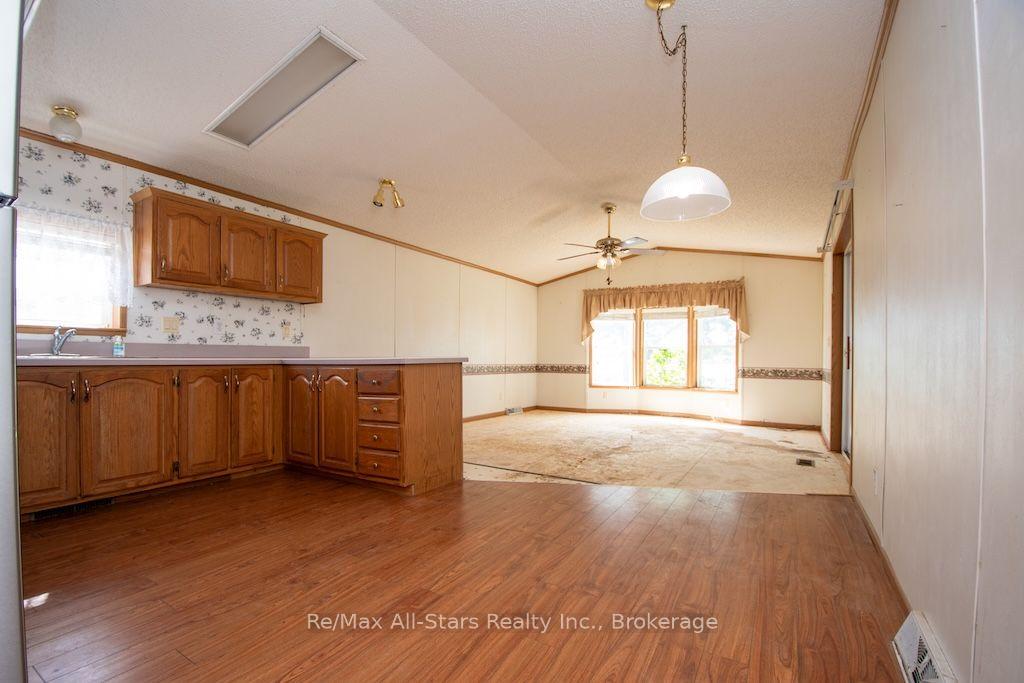 Photo 19 of 4 McGregor Drive, Otonabee-South Monaghan — HOMEH