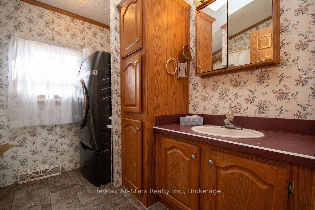 Photo 35 of 4 McGregor Drive, Otonabee-South Monaghan — HOMEH
