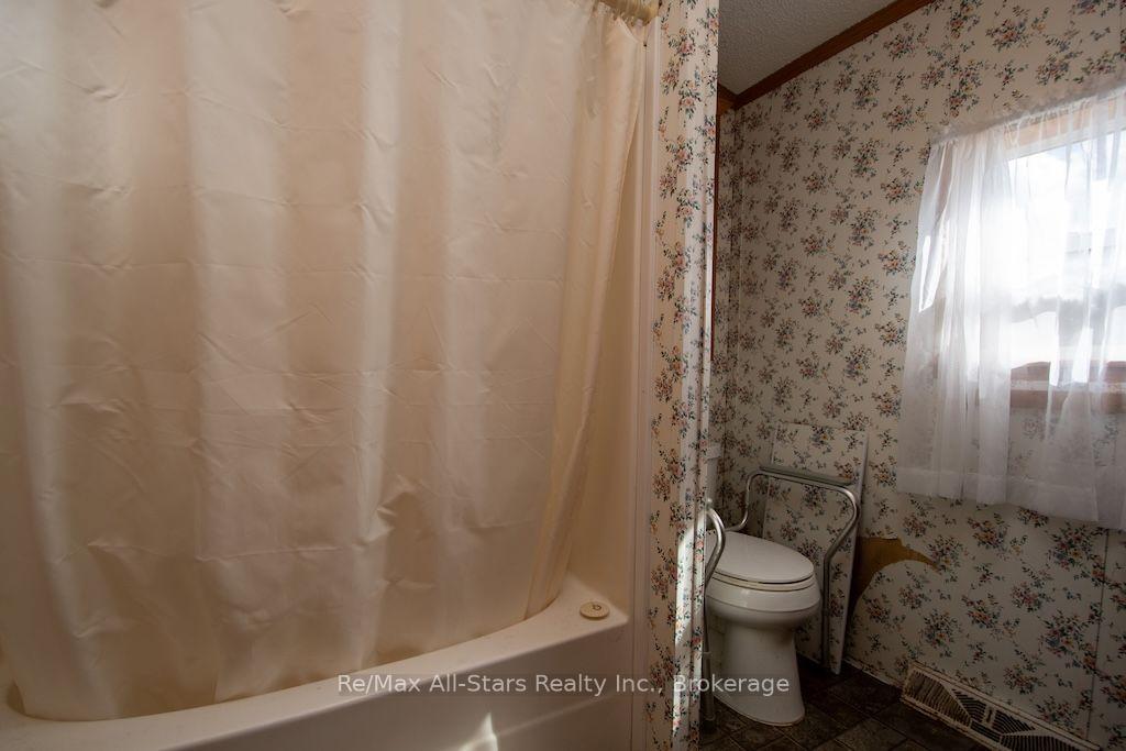 Photo 36 of 4 McGregor Drive, Otonabee-South Monaghan — HOMEH