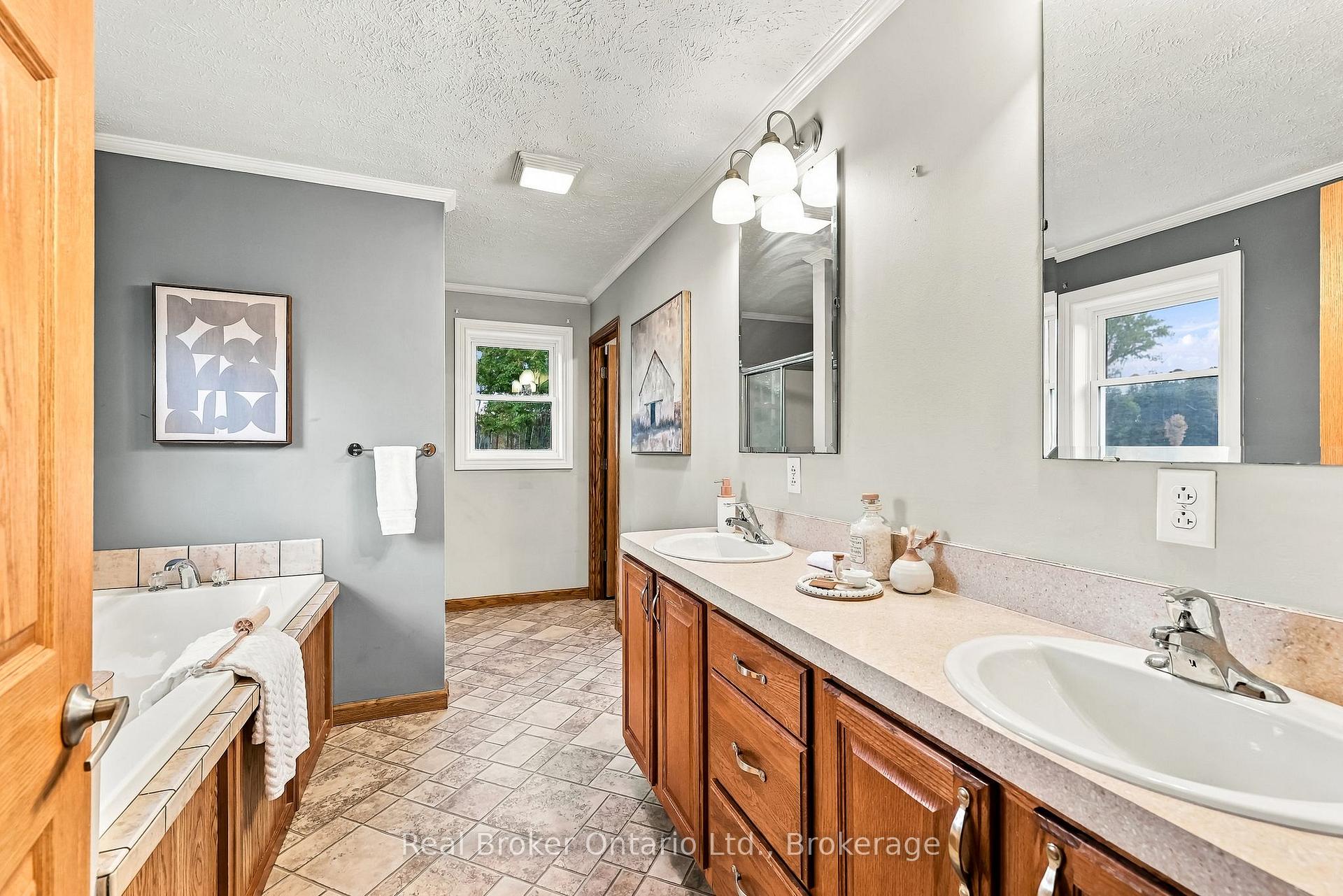 Photo 22 of 502 Pontypool Road, Kawartha Lakes, Manvers — HOMEH