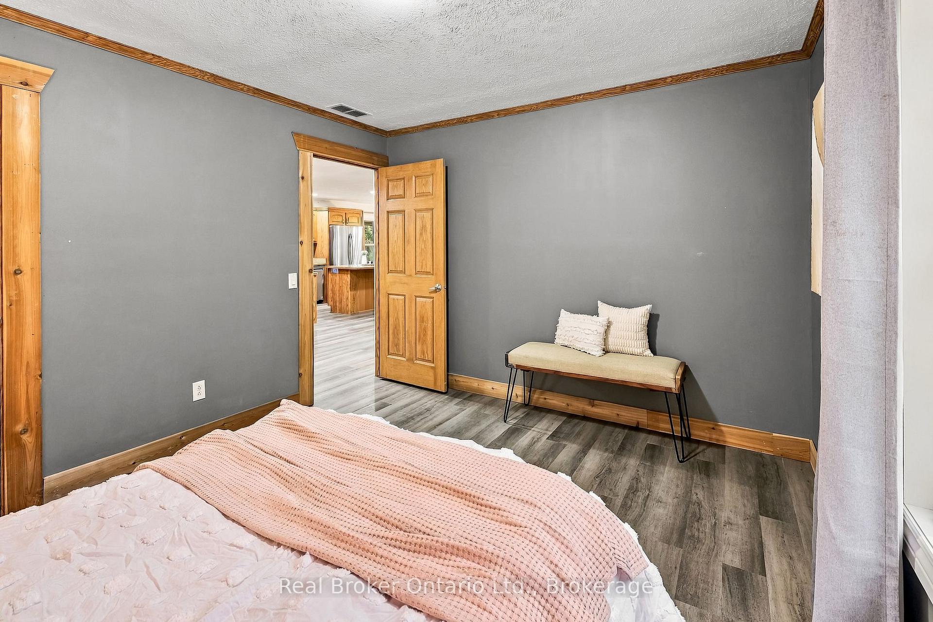 Photo 25 of 502 Pontypool Road, Kawartha Lakes, Manvers — HOMEH