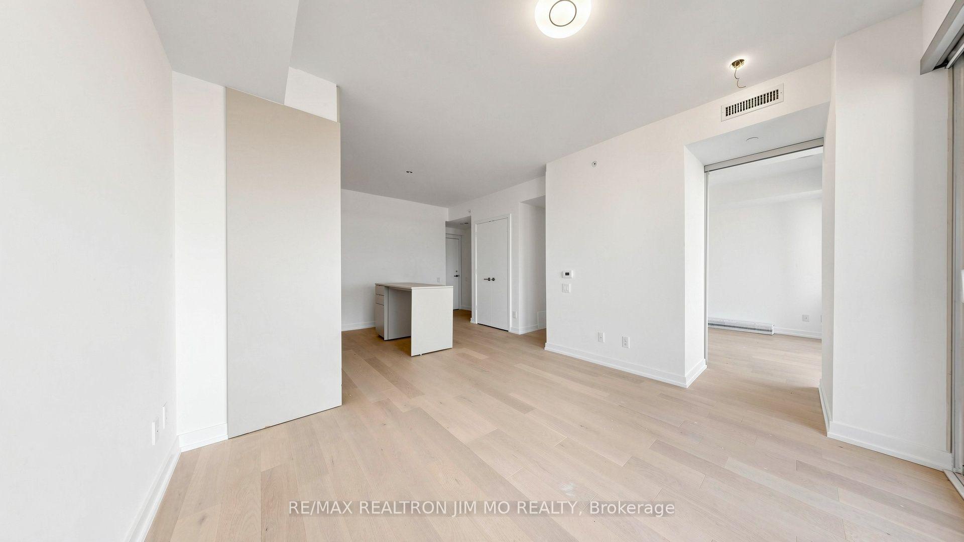 Photo 8 of Unit 3512, 101 Peter Street, Toronto, Waterfront Communities — HOMEH