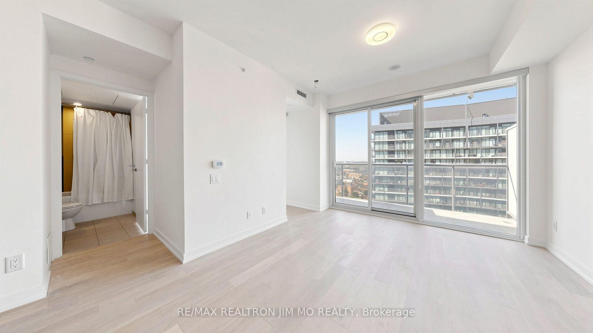 Photo 10 of Unit 3512, 101 Peter Street, Toronto, Waterfront Communities — HOMEH