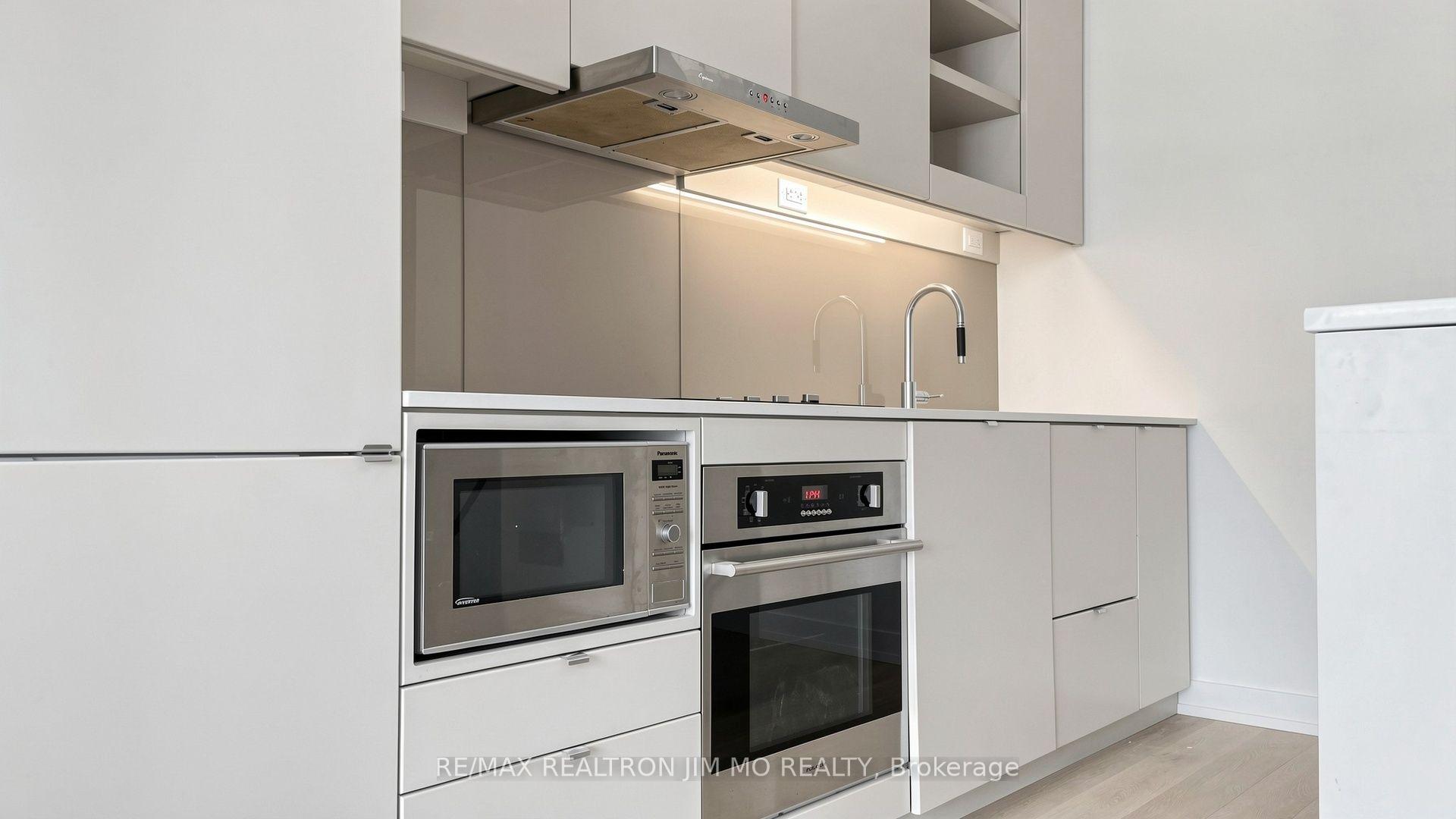 Photo 15 of Unit 3512, 101 Peter Street, Toronto, Waterfront Communities — HOMEH