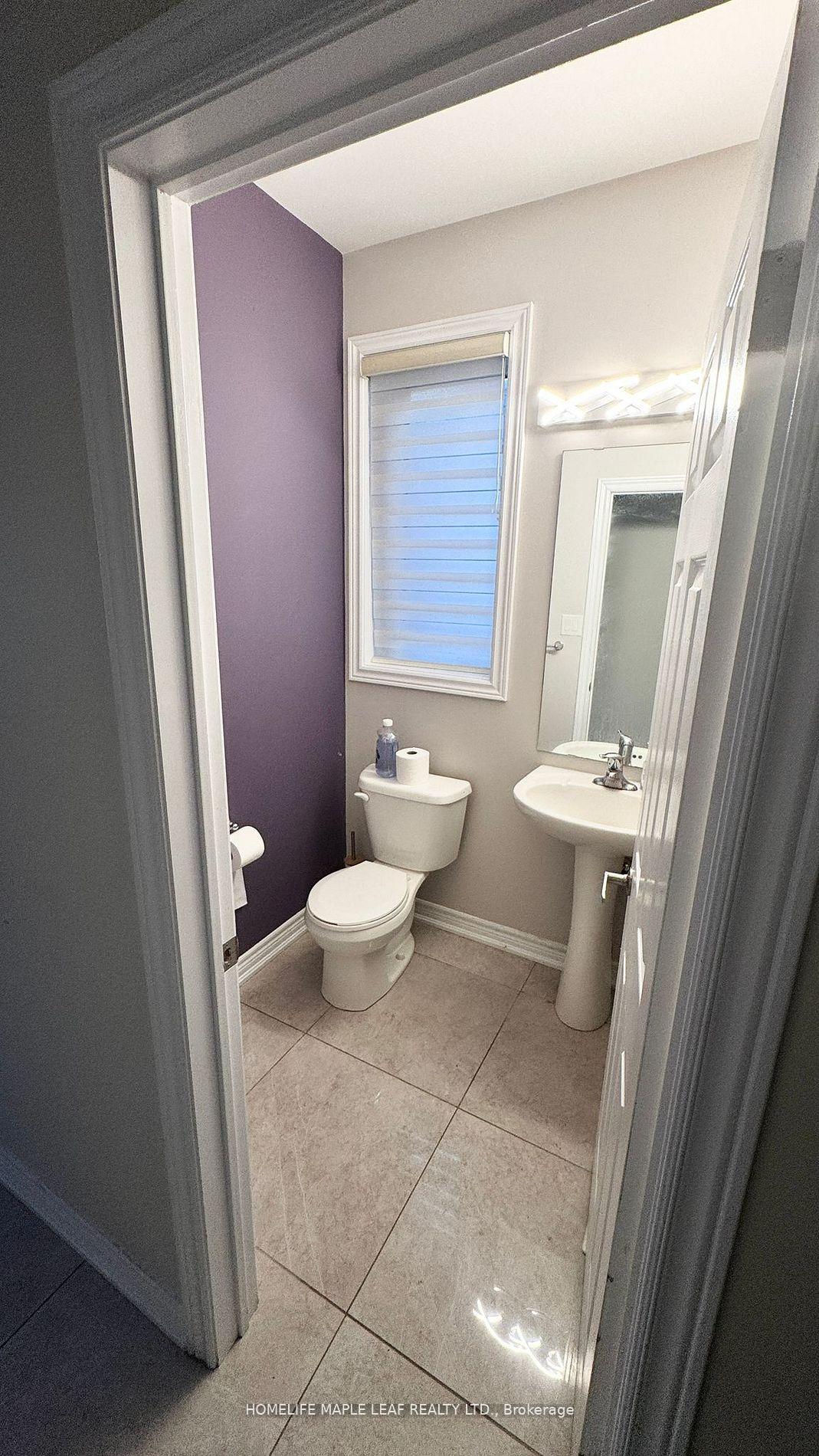 Photo 7 of 8 Ricardo Road, Brampton, Vales of Castlemore — HOMEH