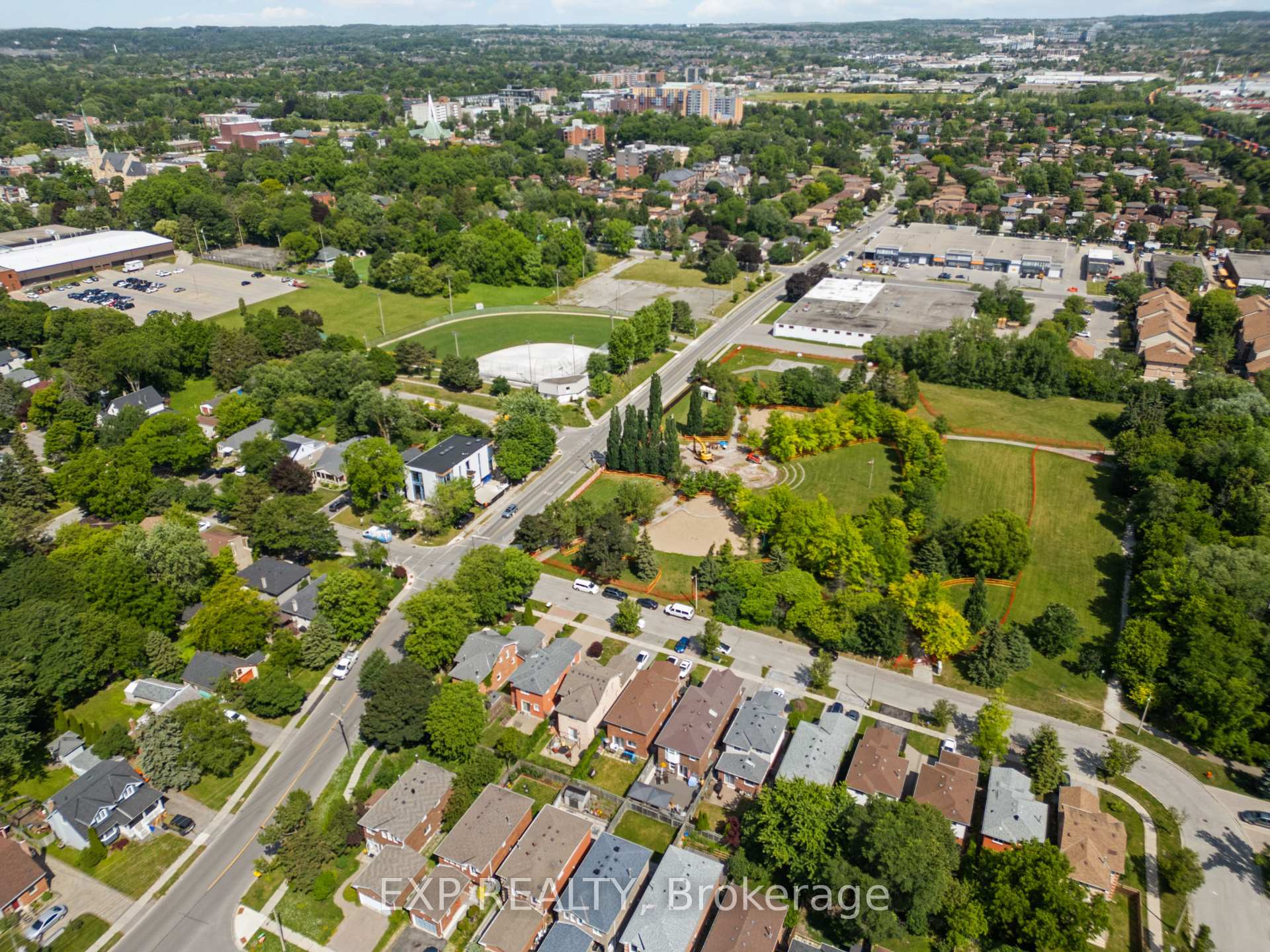 Photo 31 of Unit 716, 326 Major Mackenzie Drive E, Richmond Hill, Crosby — HOMEH