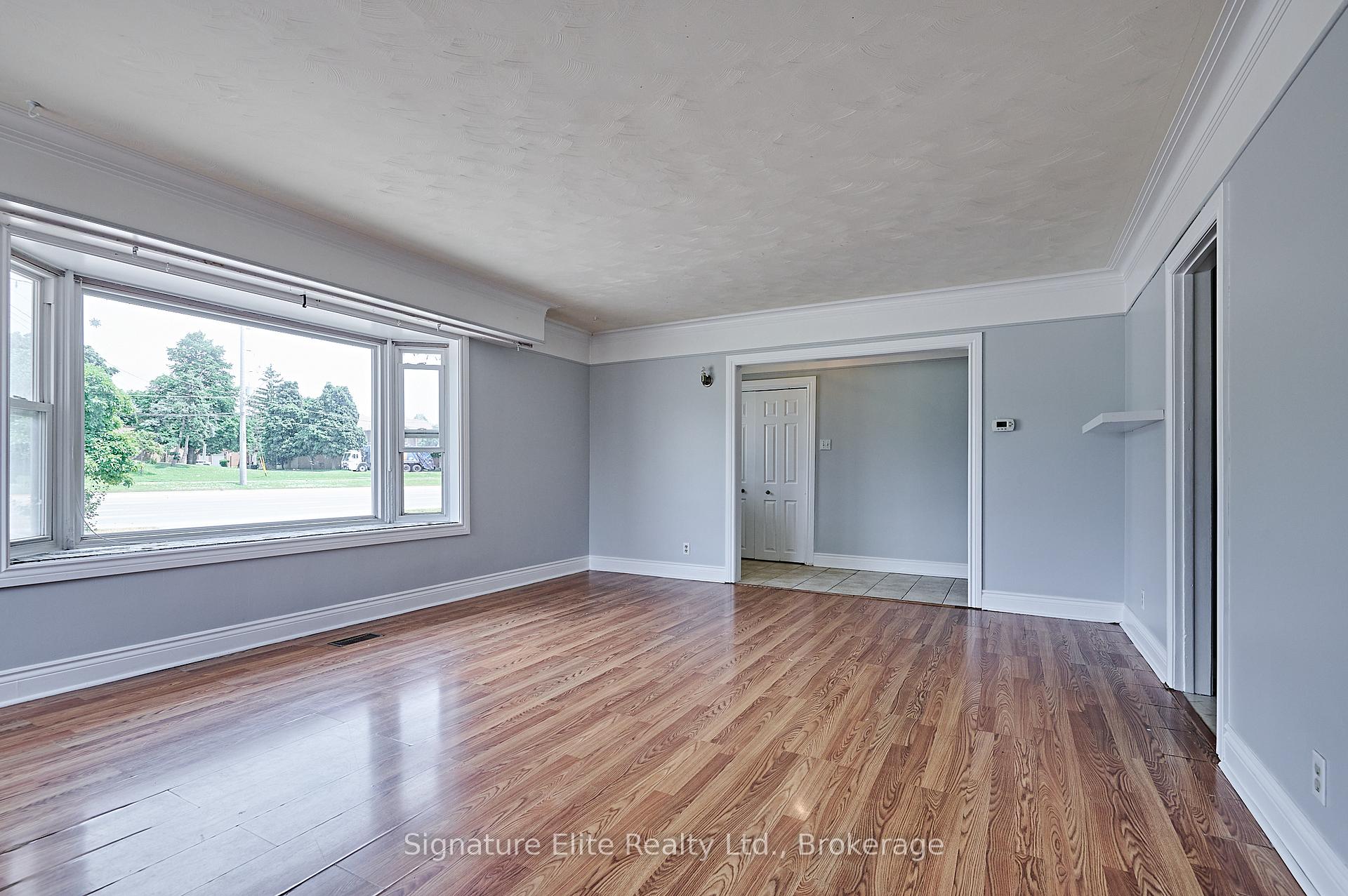 Photo 5 of Unit Unit 1, 9408 Chinguacousy Road, Brampton, Credit Valley — HOMEH