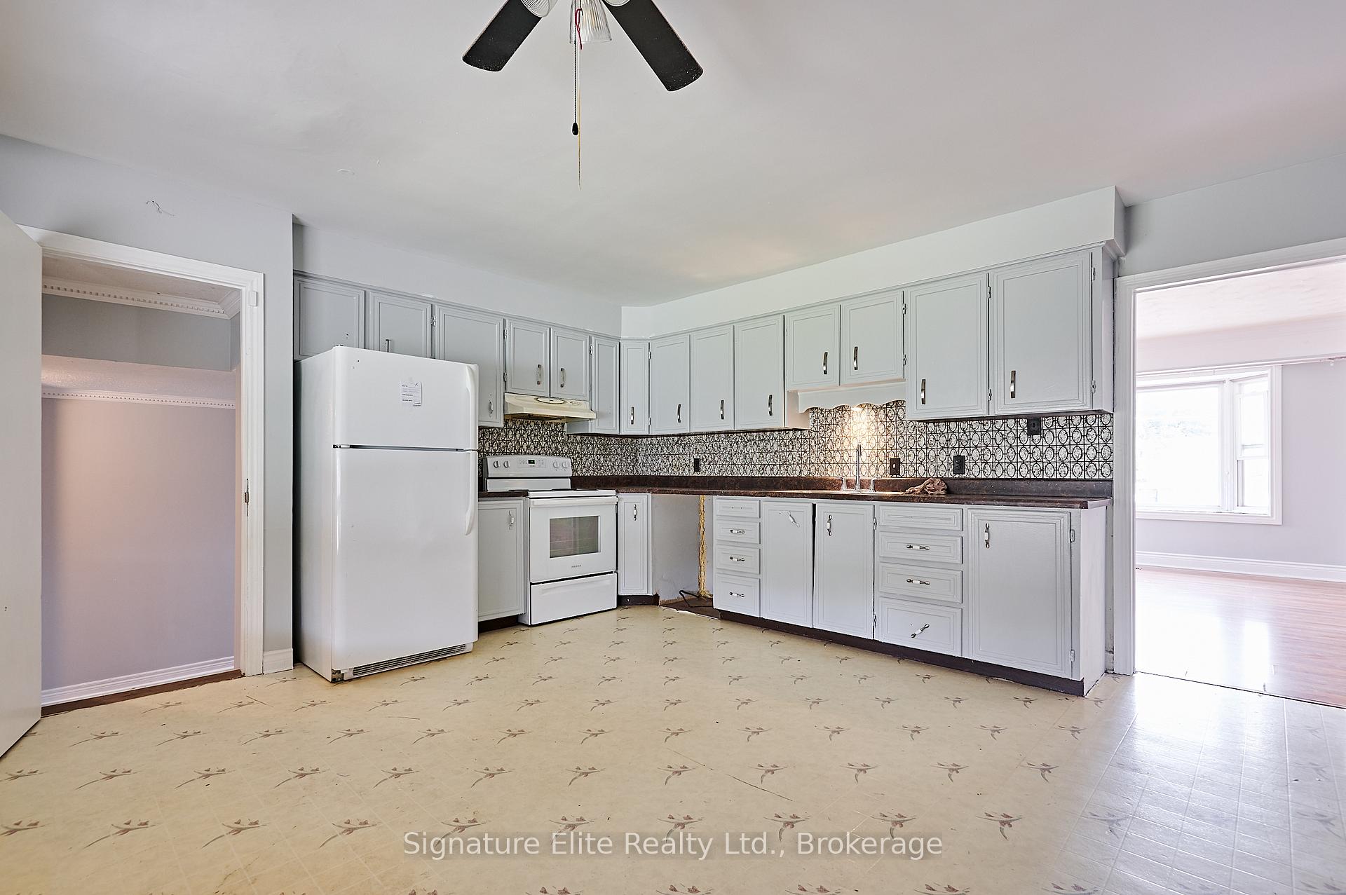 Photo 7 of Unit Unit 1, 9408 Chinguacousy Road, Brampton, Credit Valley — HOMEH