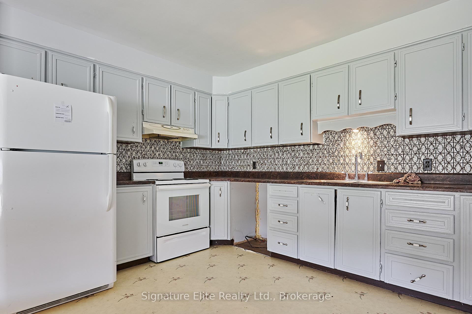 Photo 9 of Unit Unit 1, 9408 Chinguacousy Road, Brampton, Credit Valley — HOMEH