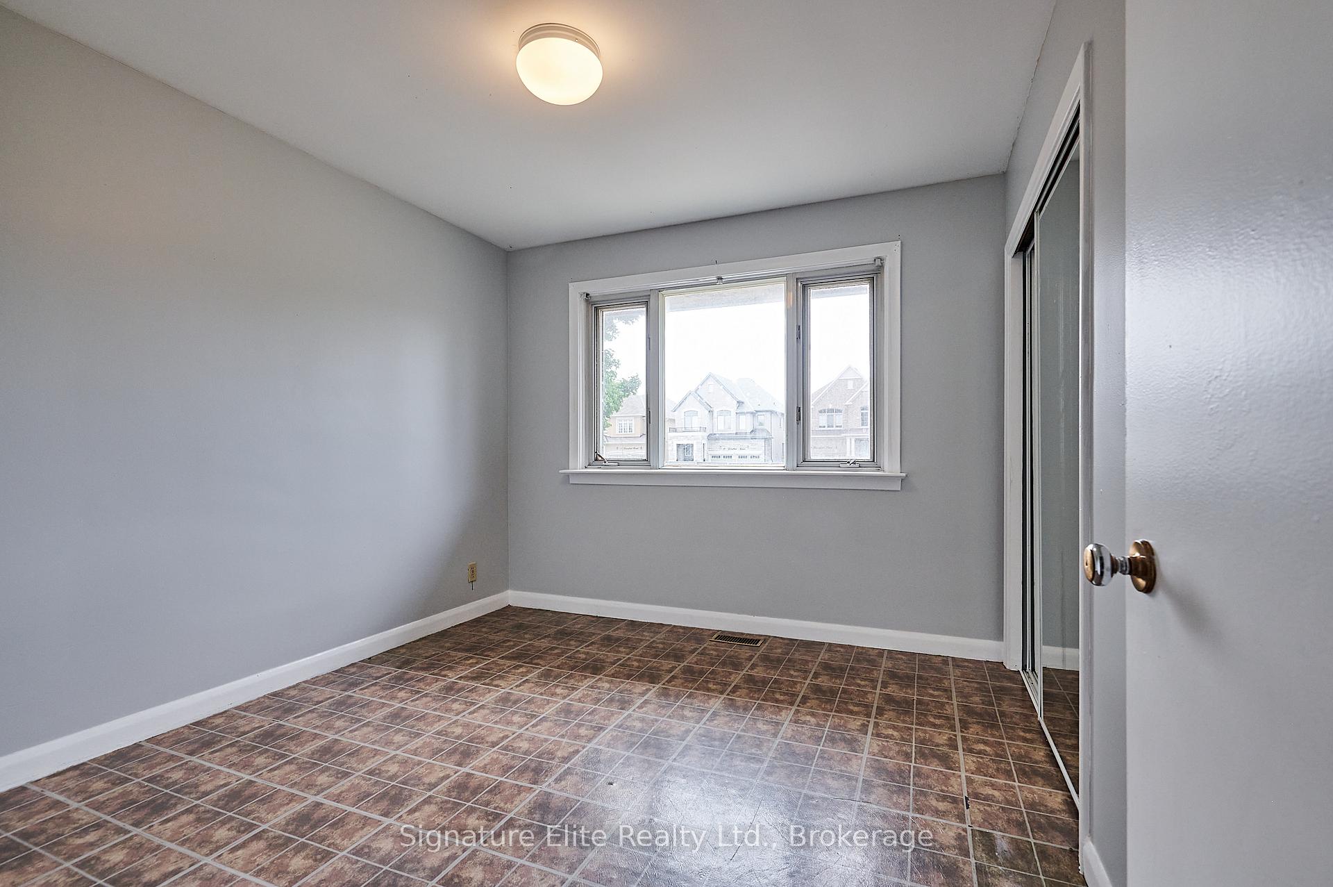 Photo 16 of Unit Unit 1, 9408 Chinguacousy Road, Brampton, Credit Valley — HOMEH