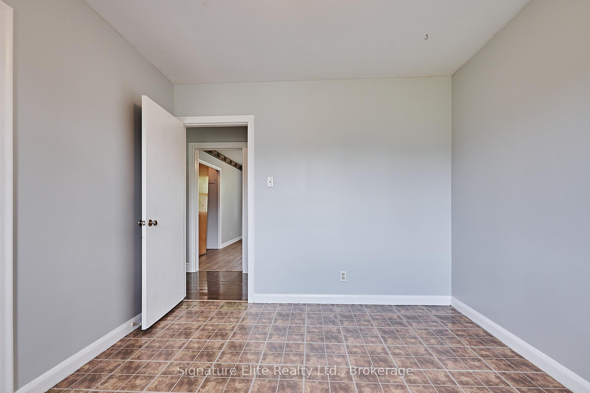 Photo 17 of Unit Unit 1, 9408 Chinguacousy Road, Brampton, Credit Valley — HOMEH