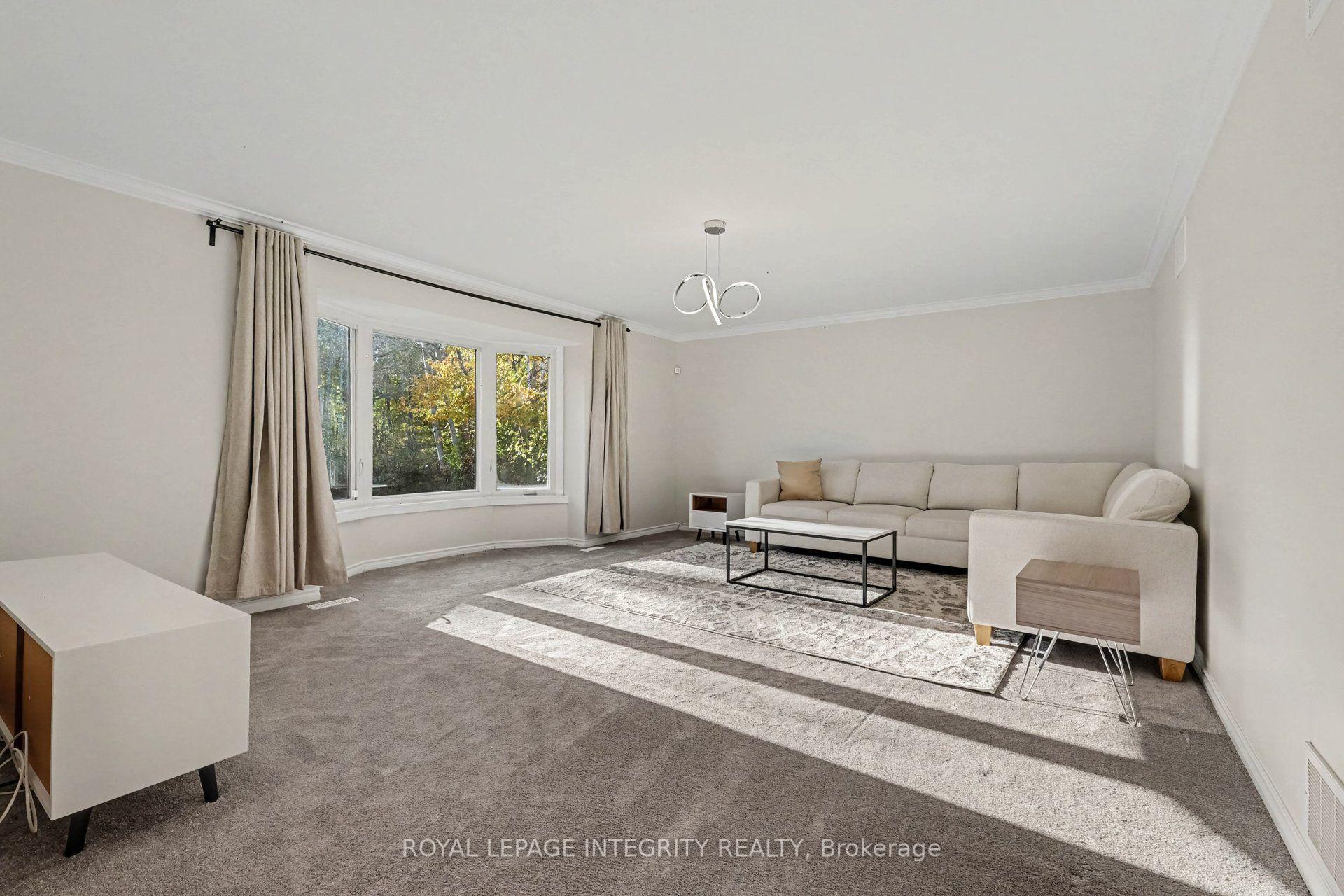 Photo 5 of 4525 8th Line Road, Ottawa, Osgoode Twp (East) (Incl Kenmore) — HOMEH