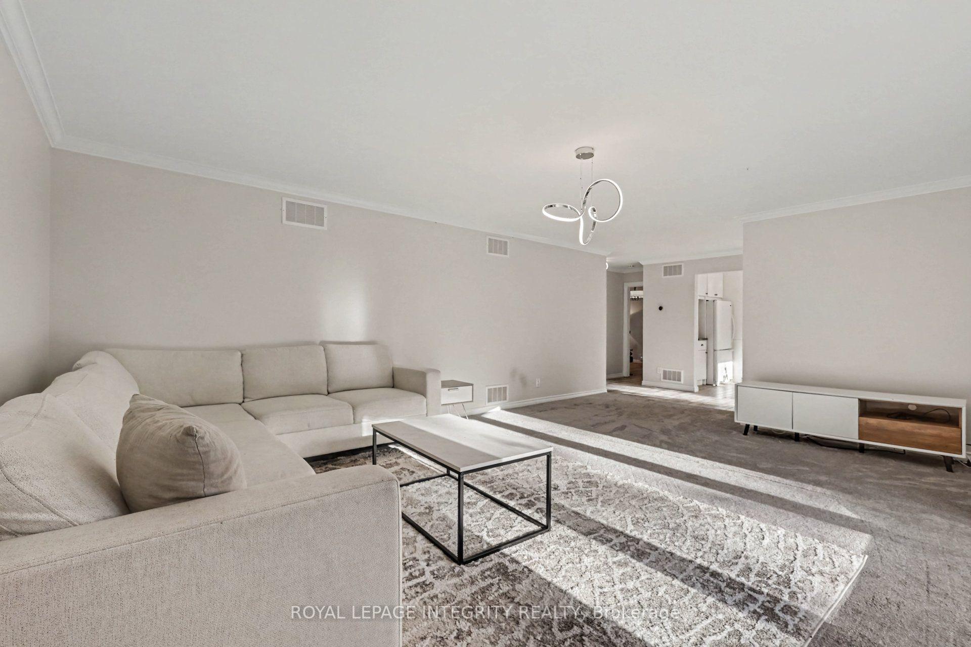 Photo 6 of 4525 8th Line Road, Ottawa, Osgoode Twp (East) (Incl Kenmore) — HOMEH