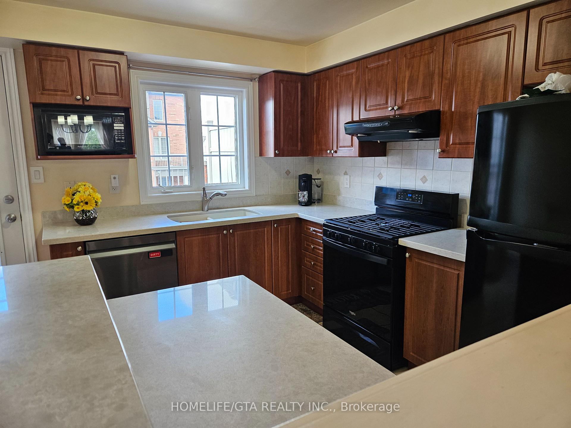 Photo 4 of 2532 Bur Oak Avenue, Markham, Cornell — HOMEH