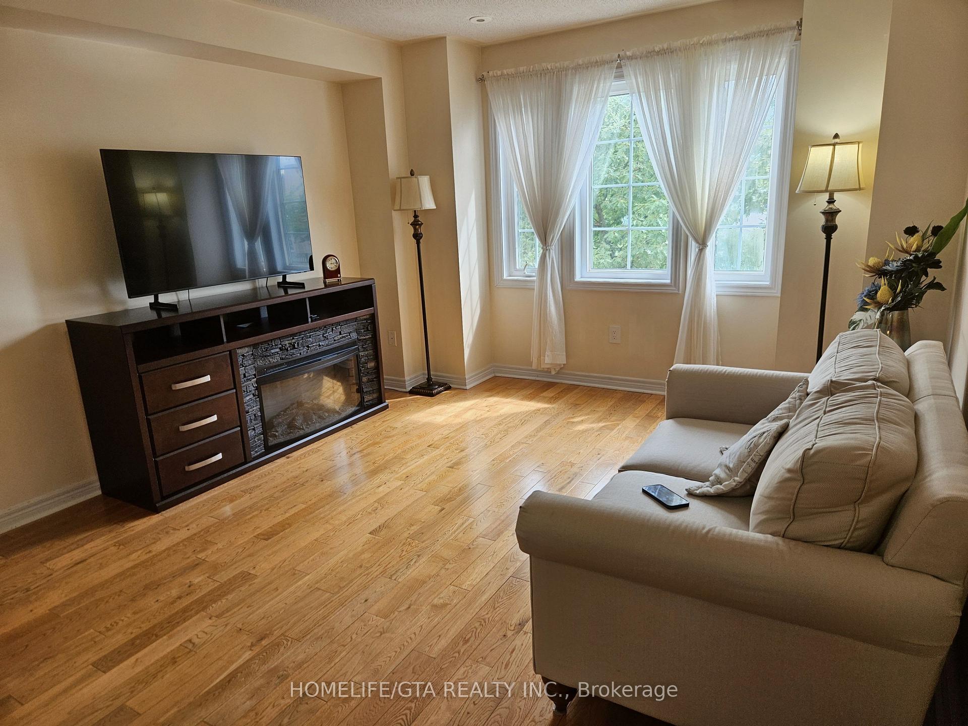 Photo 7 of 2532 Bur Oak Avenue, Markham, Cornell — HOMEH