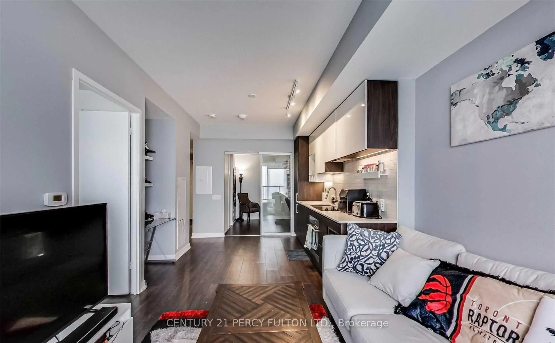 Photo 5 of Unit 5708, 898 Portage Parkway, Vaughan, Vaughan Corporate Centre — HOMEH