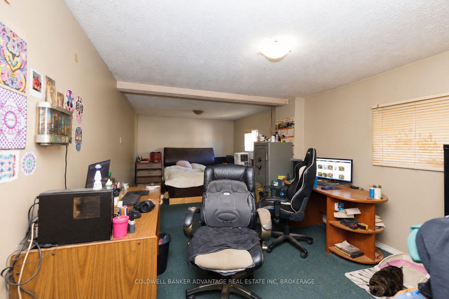 Photo 9 of 428 Wallace Avenue N, Welland, Welland Downtown — HOMEH
