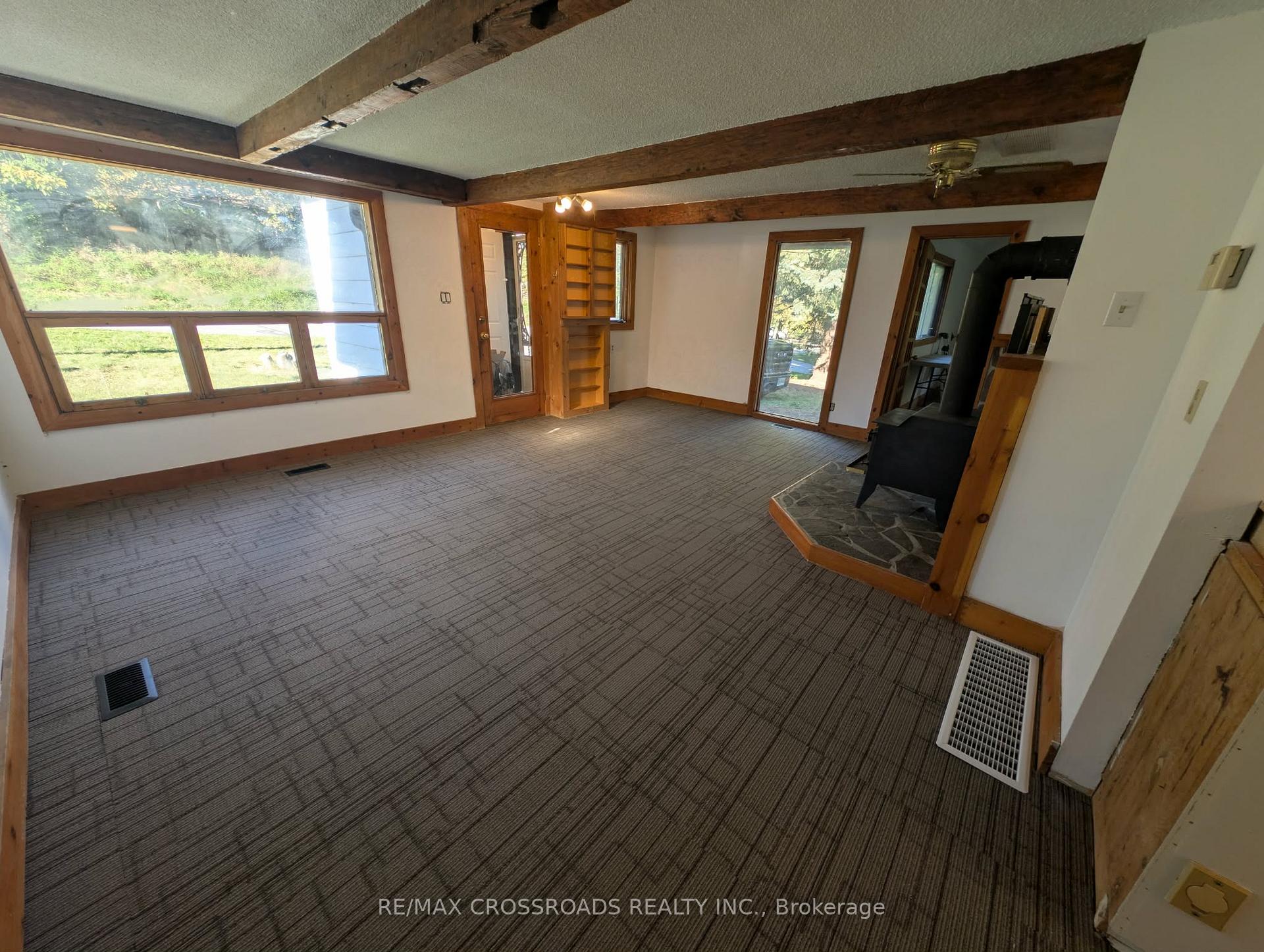 Photo 9 of 261 Lakeview Boulevard, Georgina, Keswick South — HOMEH