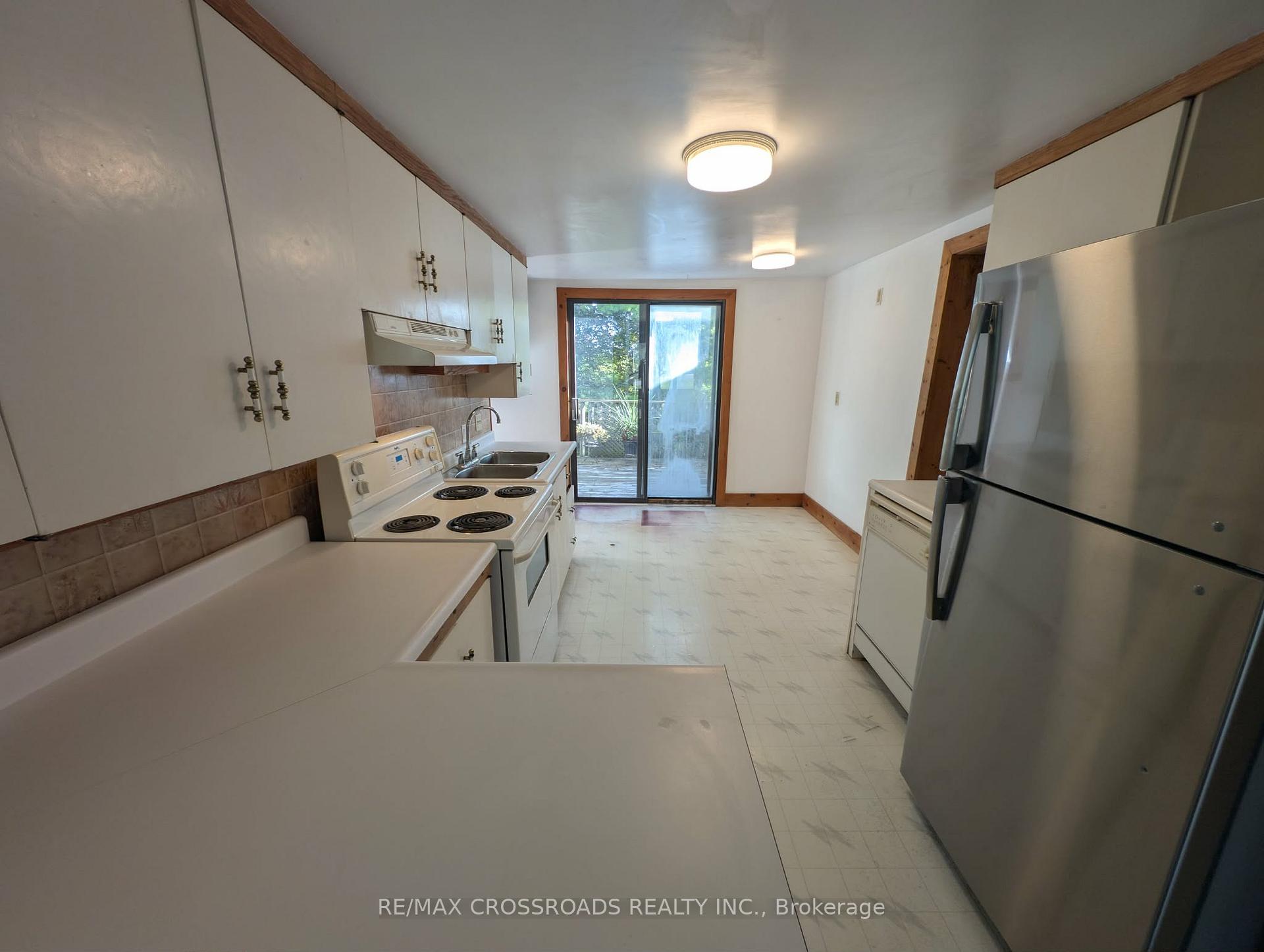 Photo 13 of 261 Lakeview Boulevard, Georgina, Keswick South — HOMEH