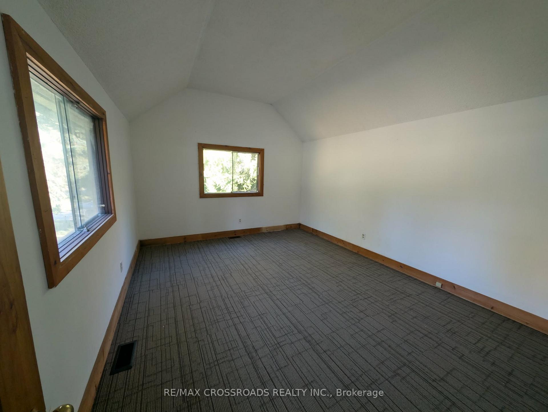 Photo 16 of 261 Lakeview Boulevard, Georgina, Keswick South — HOMEH