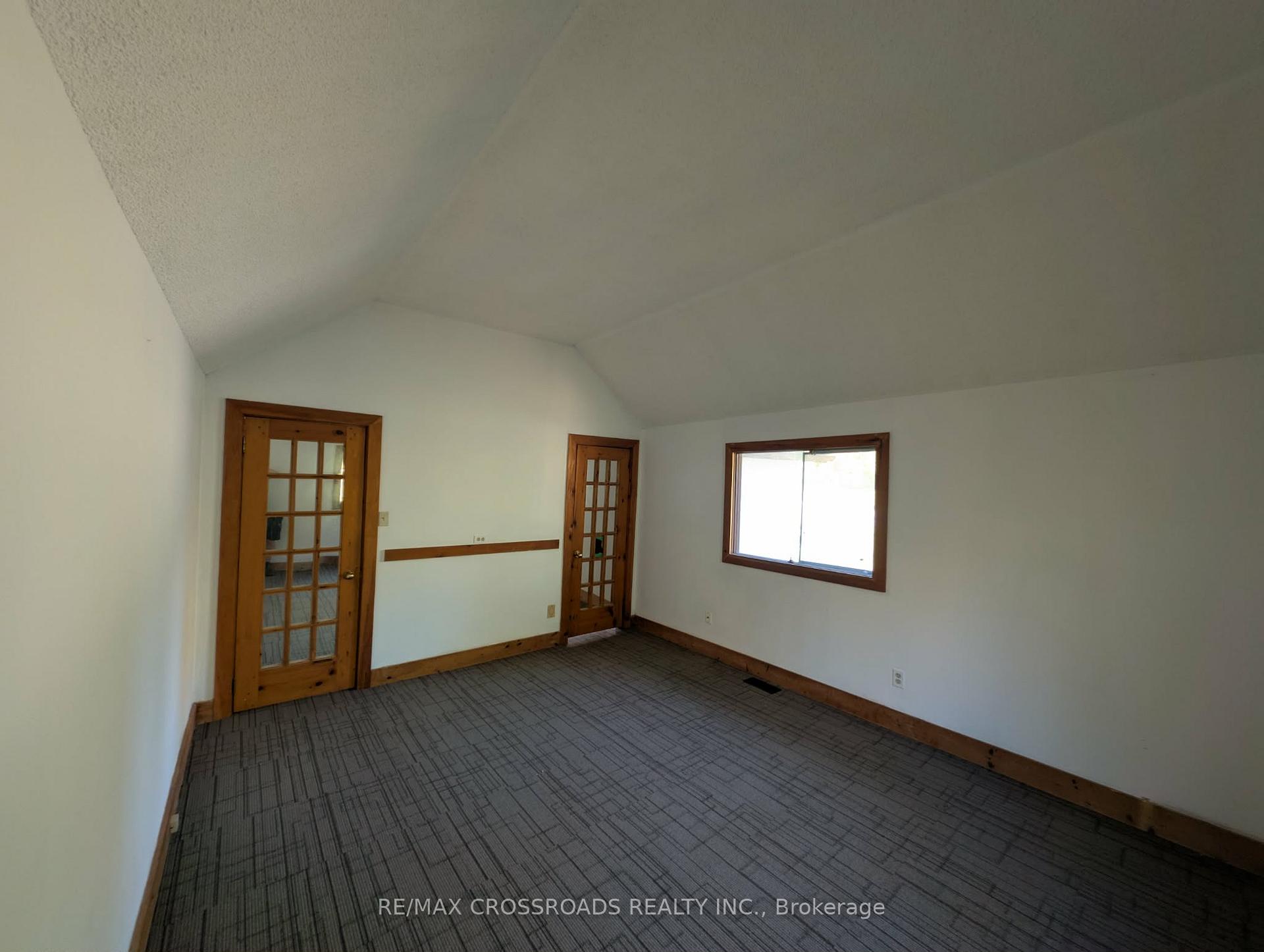 Photo 17 of 261 Lakeview Boulevard, Georgina, Keswick South — HOMEH