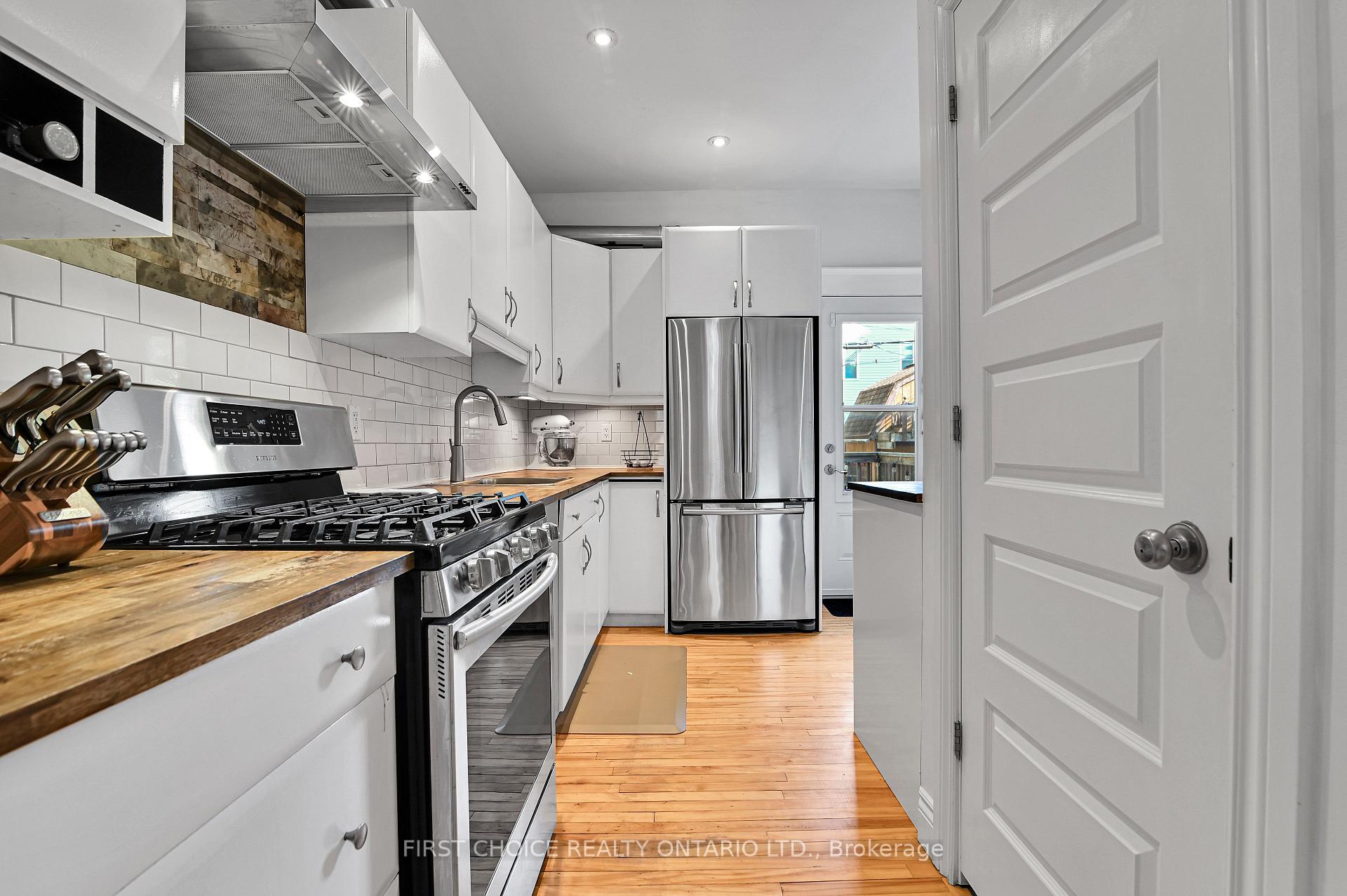 Photo 13 of 276 Fifth Avenue, Ottawa, Glebe — HOMEH