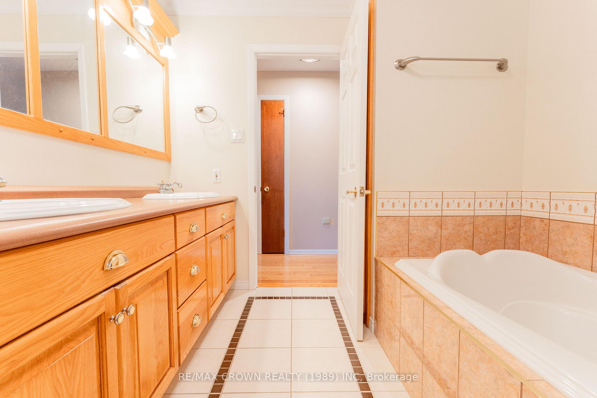 Photo 41 of 14 Kennedy Avenue, Kapuskasing — HOMEH