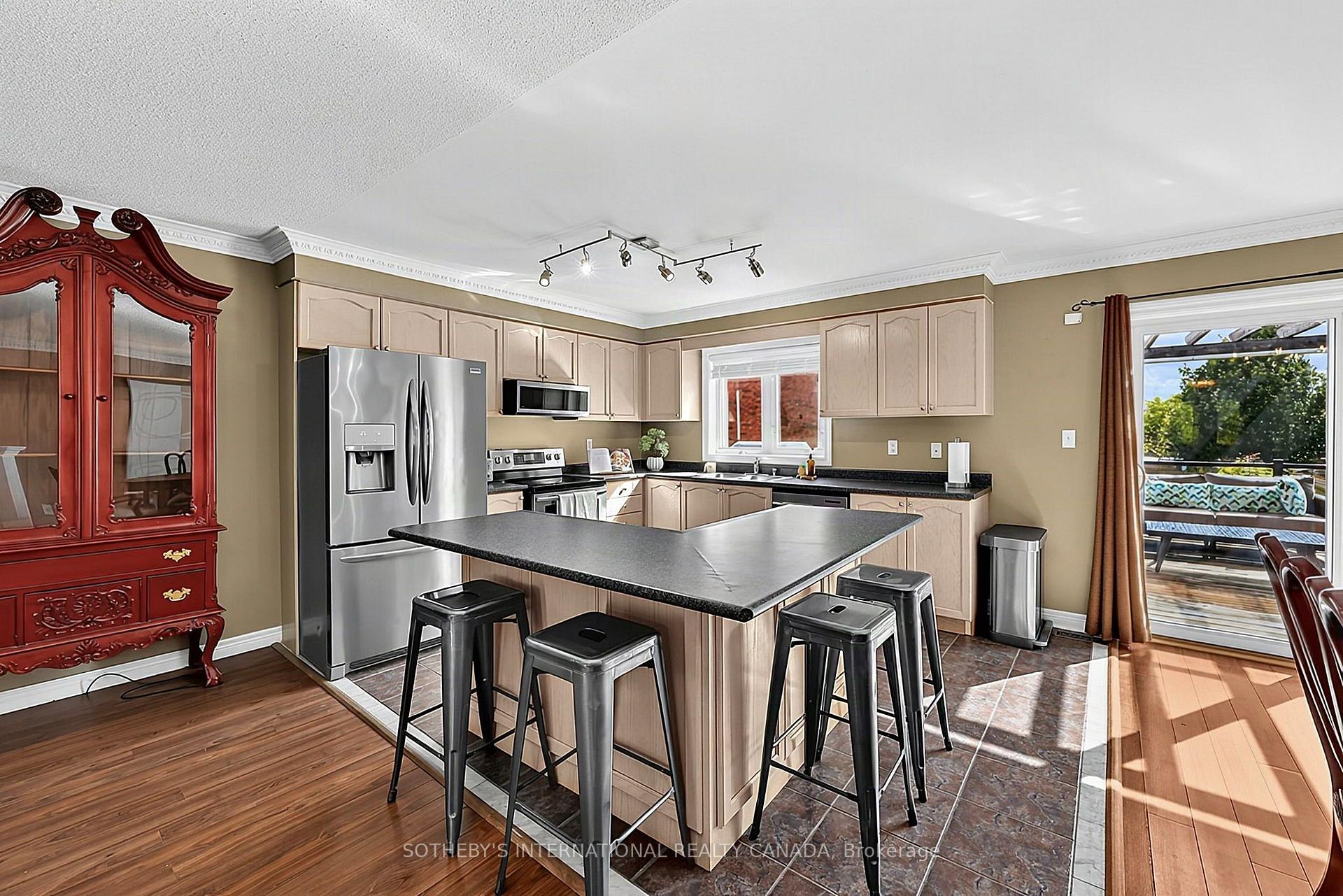 Photo 17 of 4 Brecken Drive, Georgina, Keswick South — HOMEH