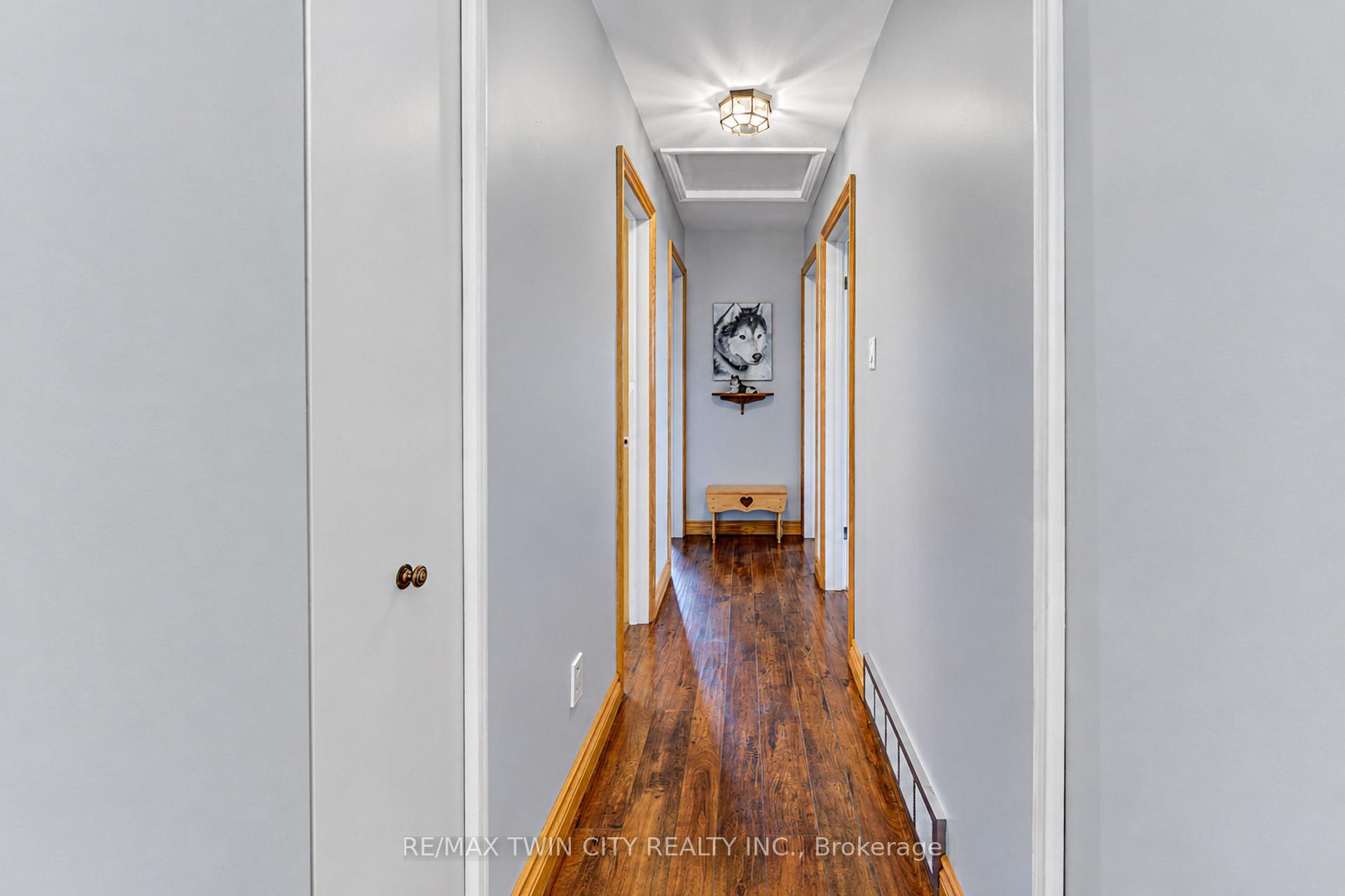 Photo 19 of 73 Belton Drive, Kitchener, Victoria Hills — HOMEH