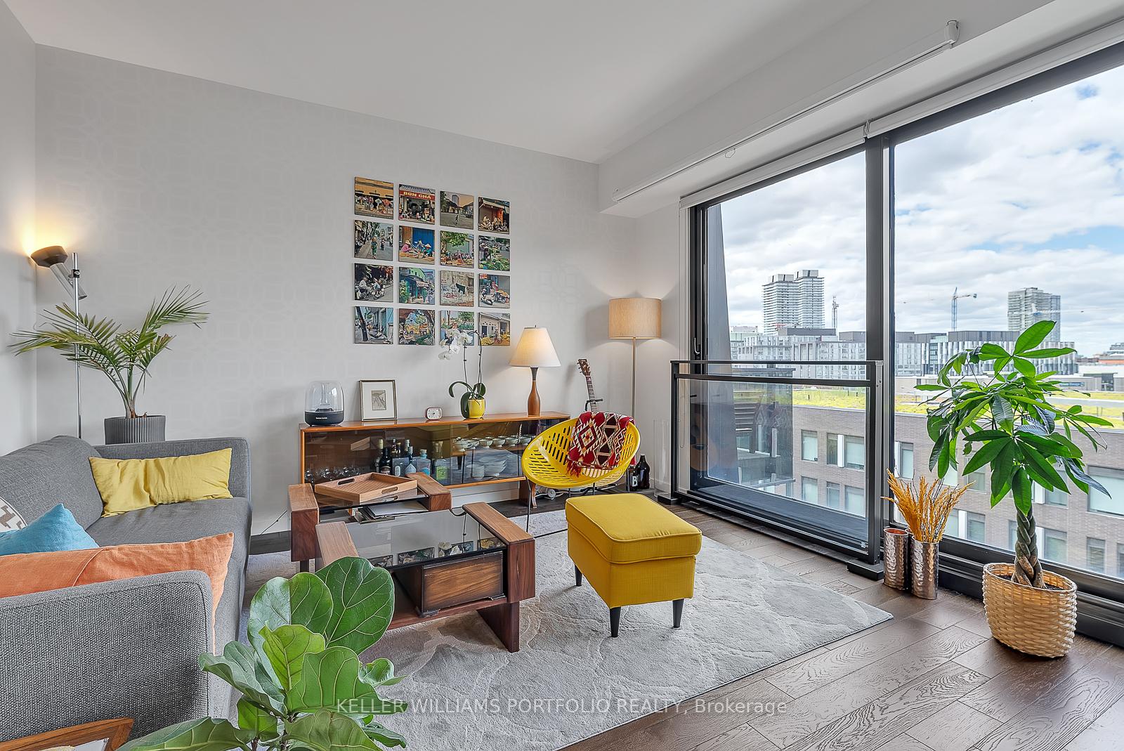 Photo 3 of Unit 636, 47 Lower River Street, Toronto, Moss Park — HOMEH