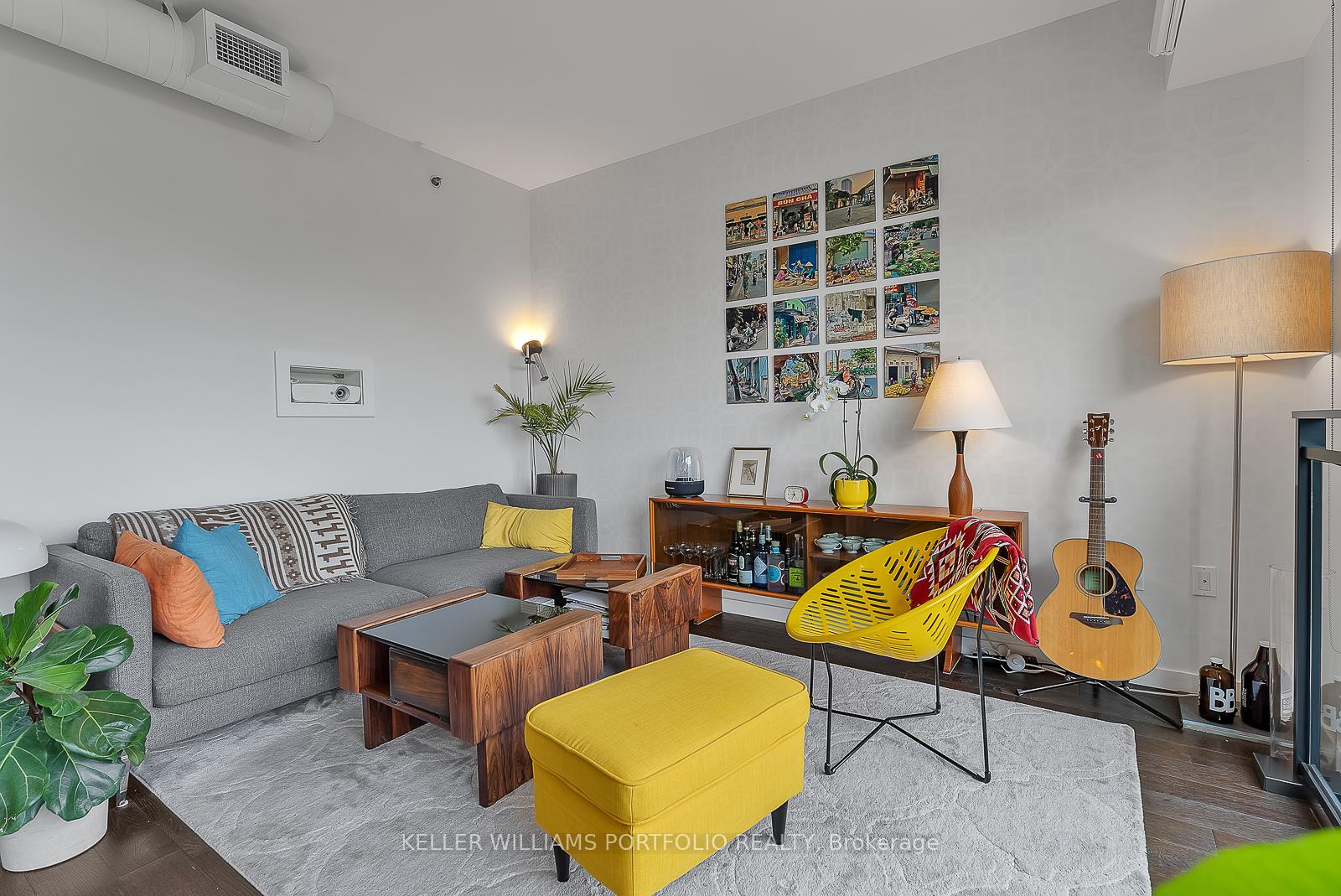 Photo 4 of Unit 636, 47 Lower River Street, Toronto, Moss Park — HOMEH