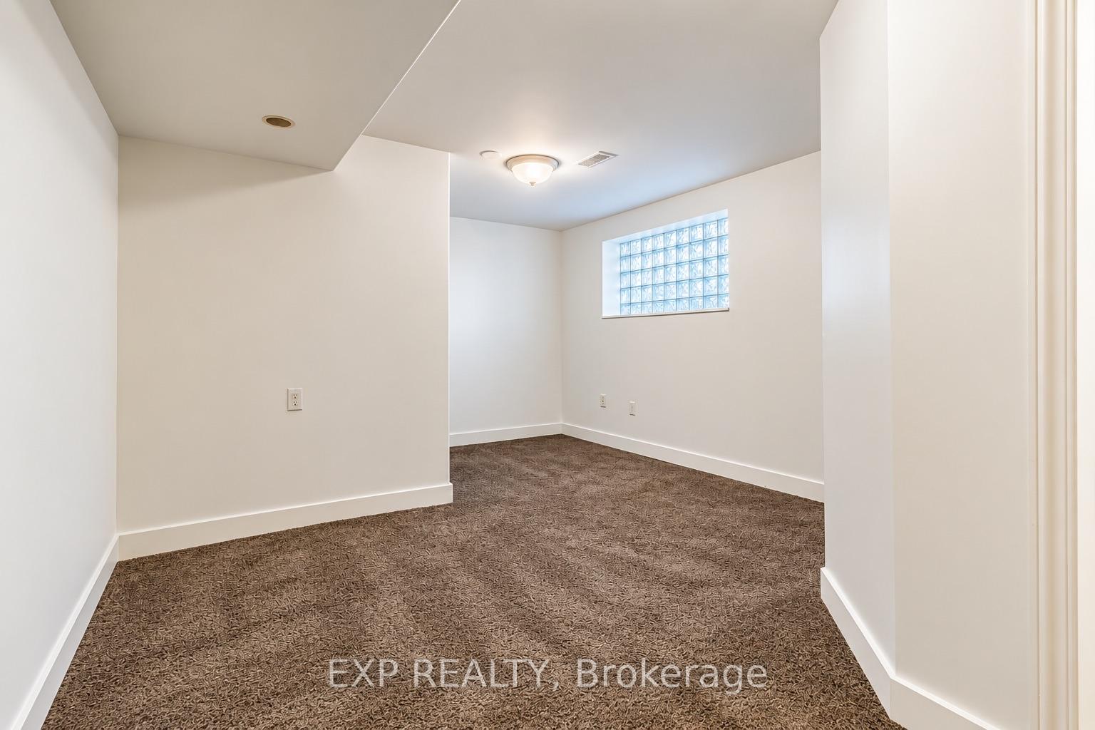 Photo 21 of 1085 Saint Laurent Drive, Sarnia — HOMEH
