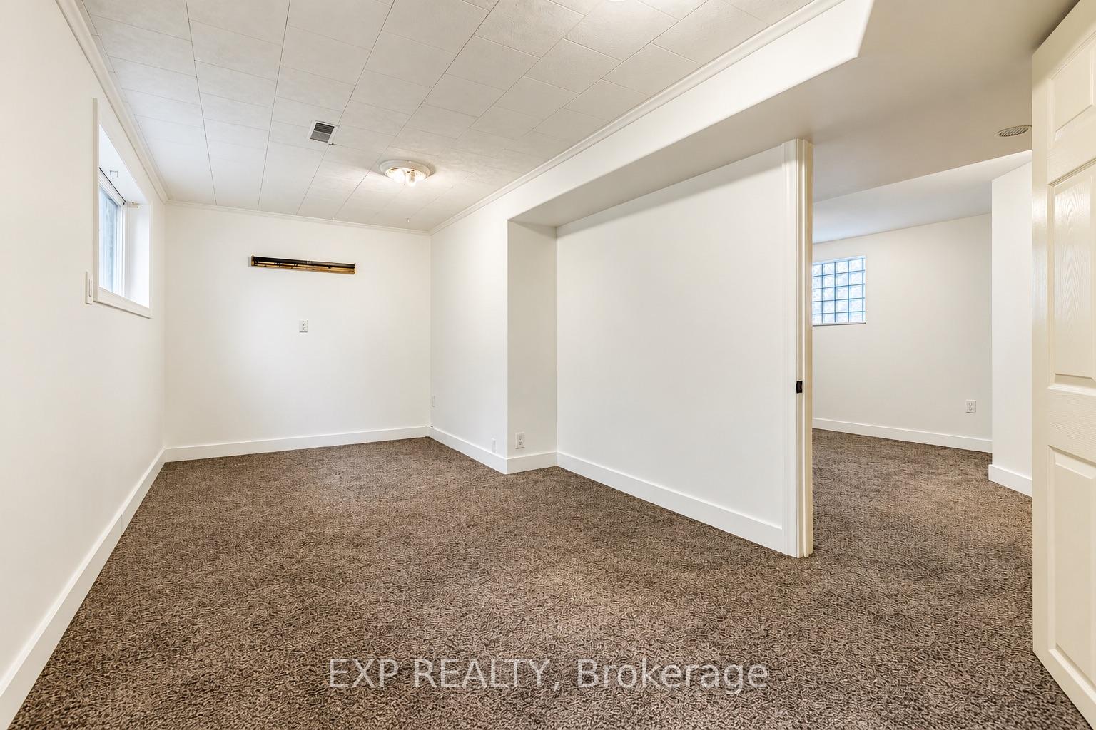 Photo 22 of 1085 Saint Laurent Drive, Sarnia — HOMEH