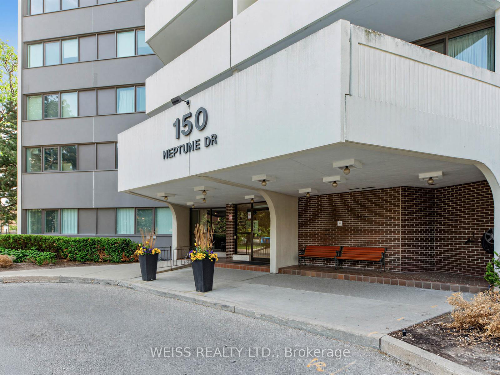 Photo 3 of Unit 202, 150 Neptune Drive, Toronto, Englemount-Lawrence — HOMEH