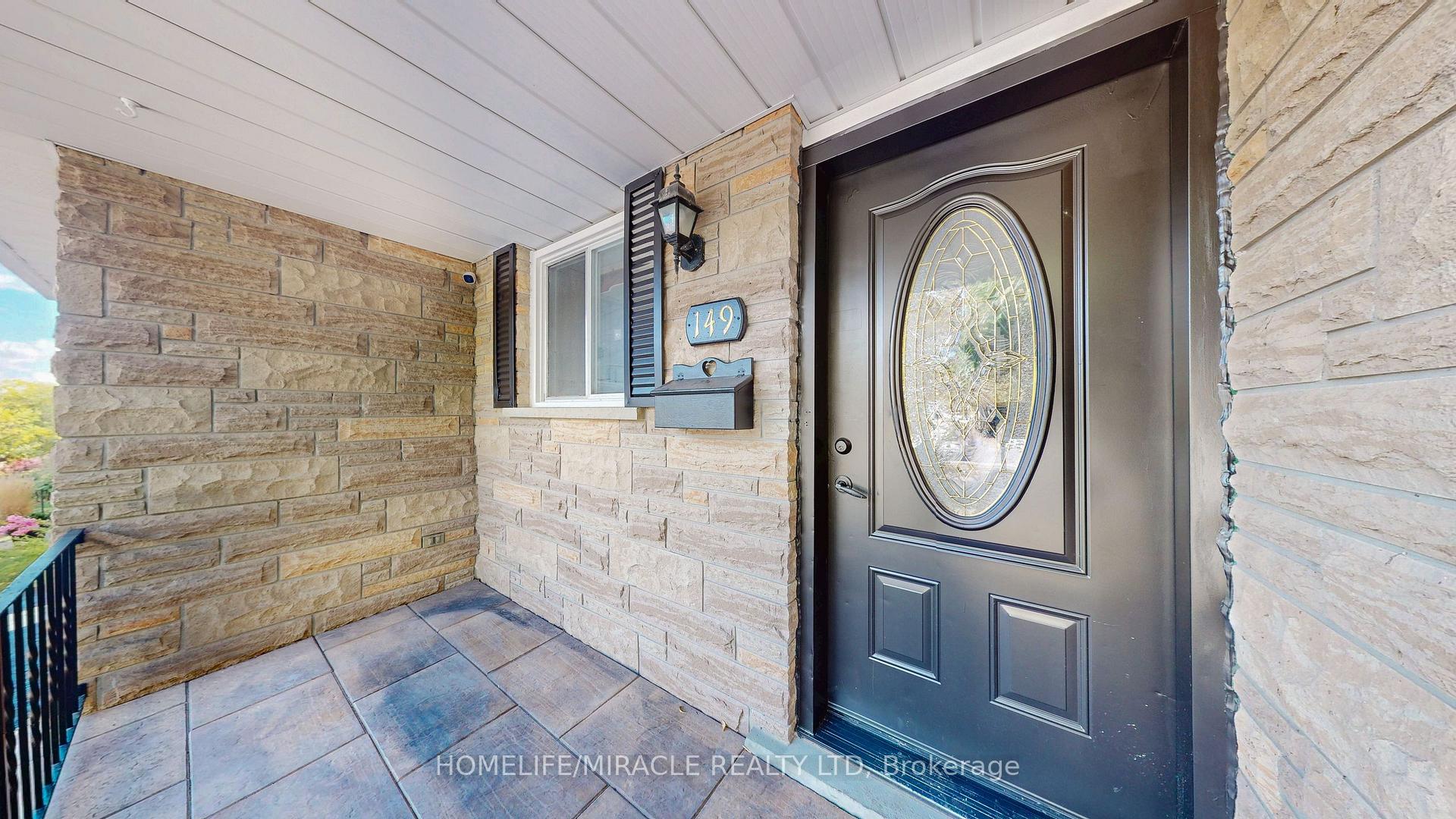 Photo 2 of 149 Blackwell Drive, Kitchener, Highland West — HOMEH