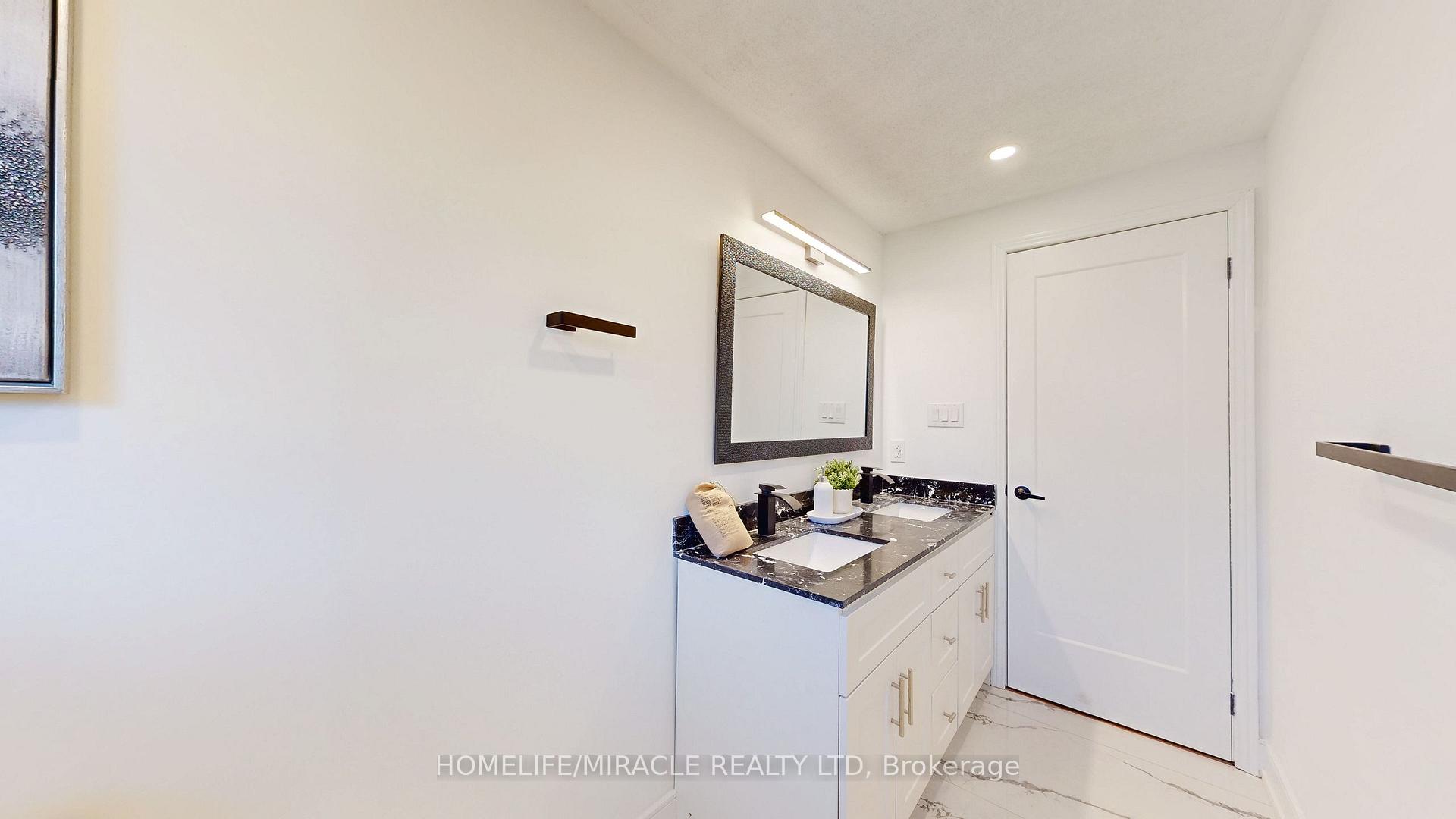 Photo 20 of 149 Blackwell Drive, Kitchener, Highland West — HOMEH