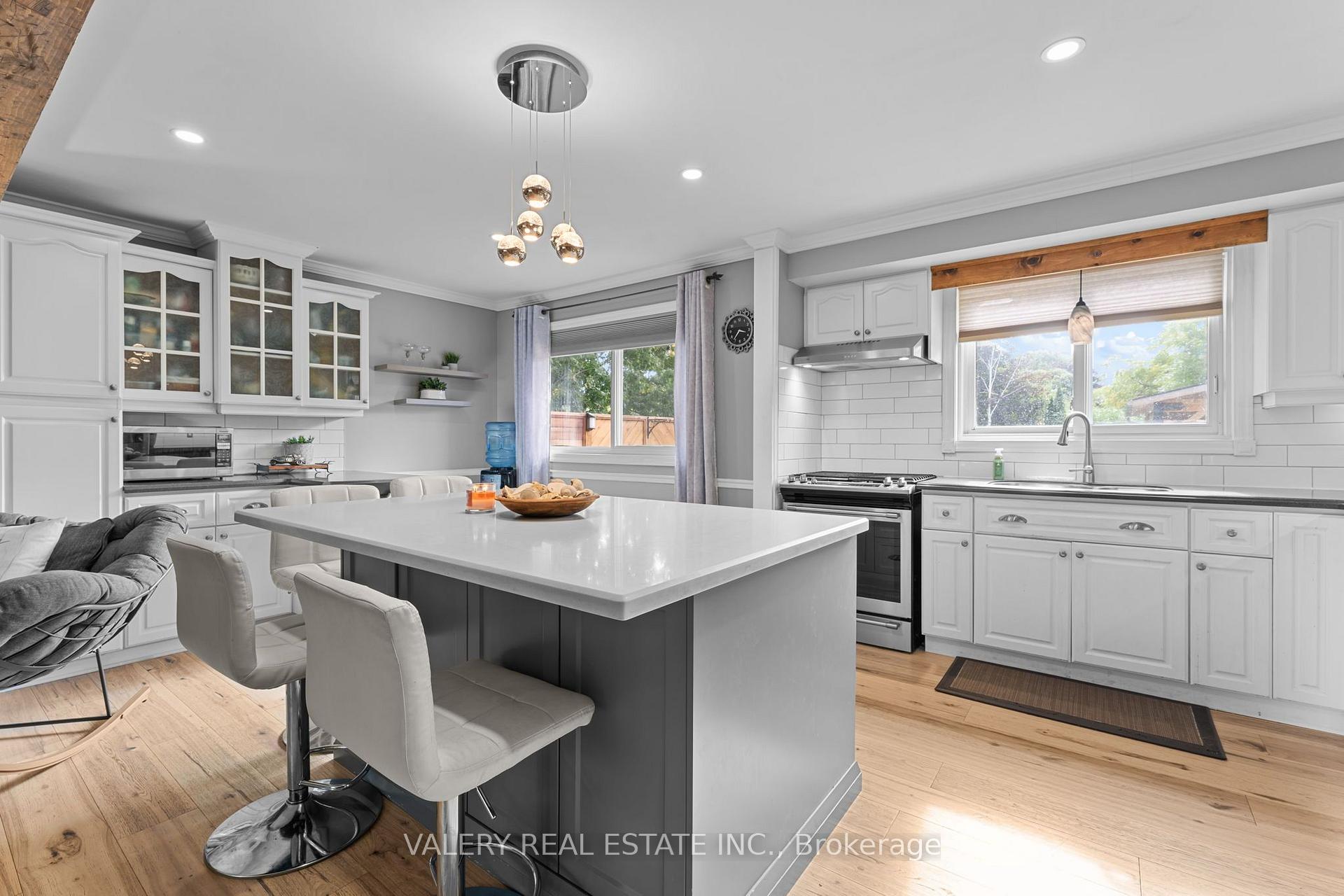 Photo 8 of 276 Maurice Street, Wilmot, New Hamburg — HOMEH