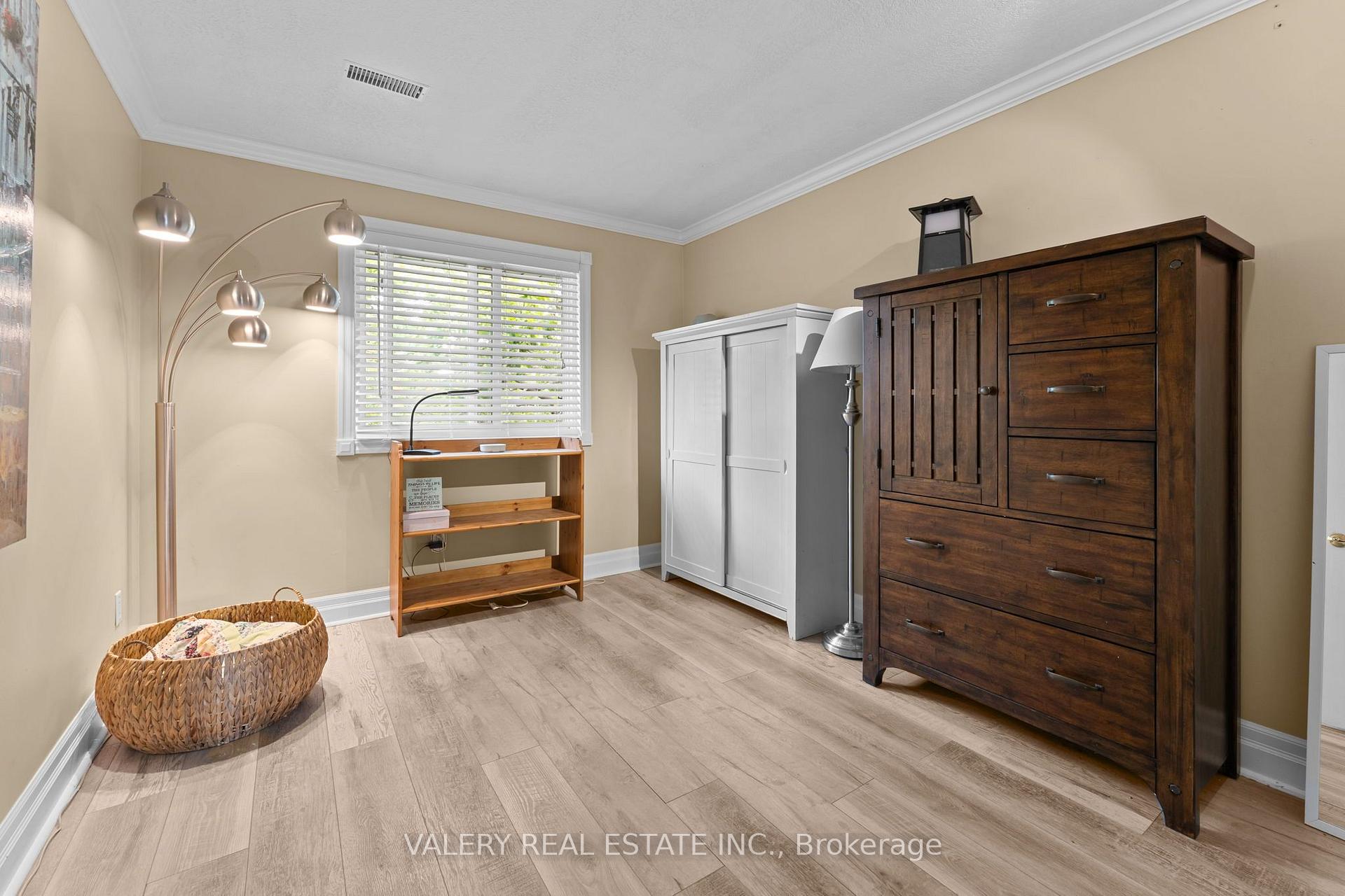 Photo 25 of 276 Maurice Street, Wilmot, New Hamburg — HOMEH