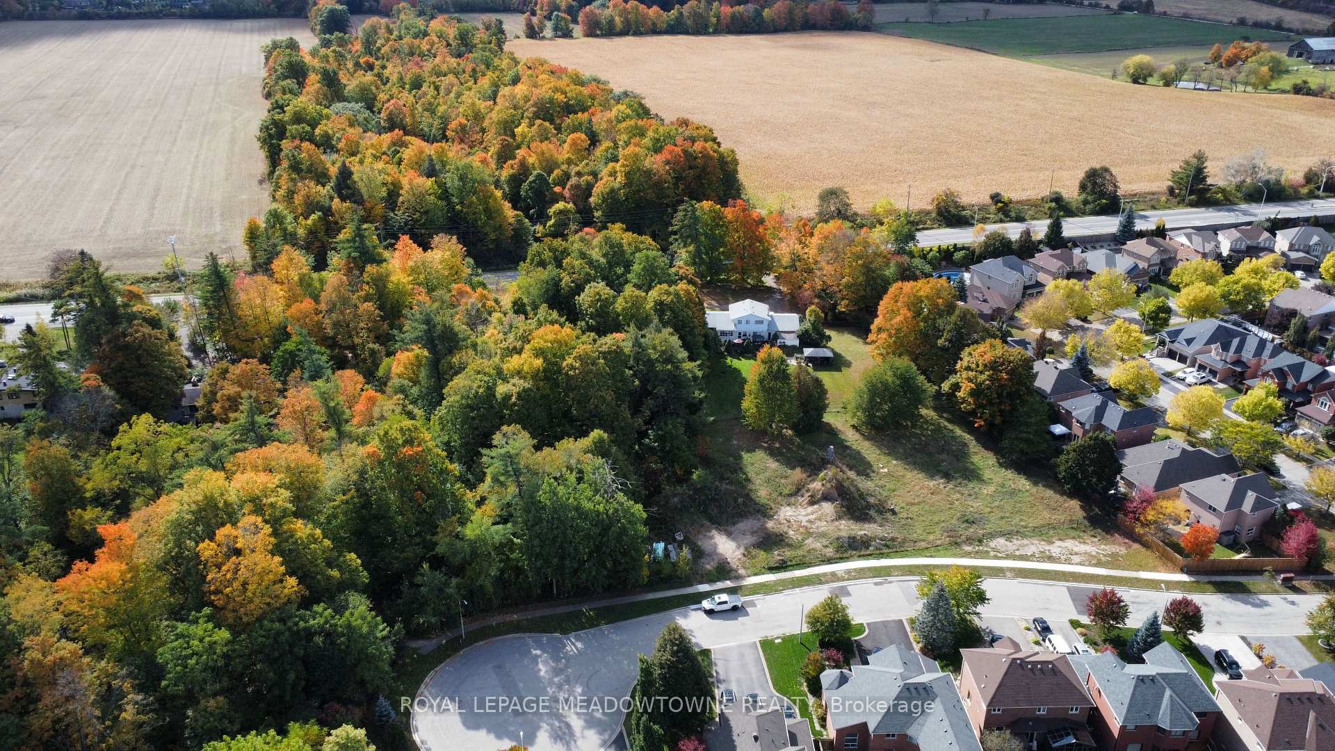 Photo 6 of Lot 2 Newman Place, Halton Hills, Georgetown — HOMEH