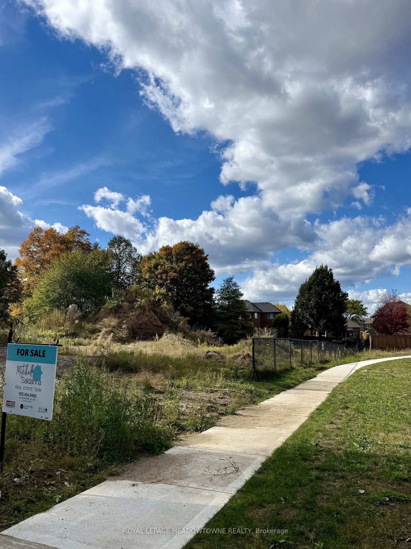 Photo 16 of Lot 2 Newman Place, Halton Hills, Georgetown — HOMEH