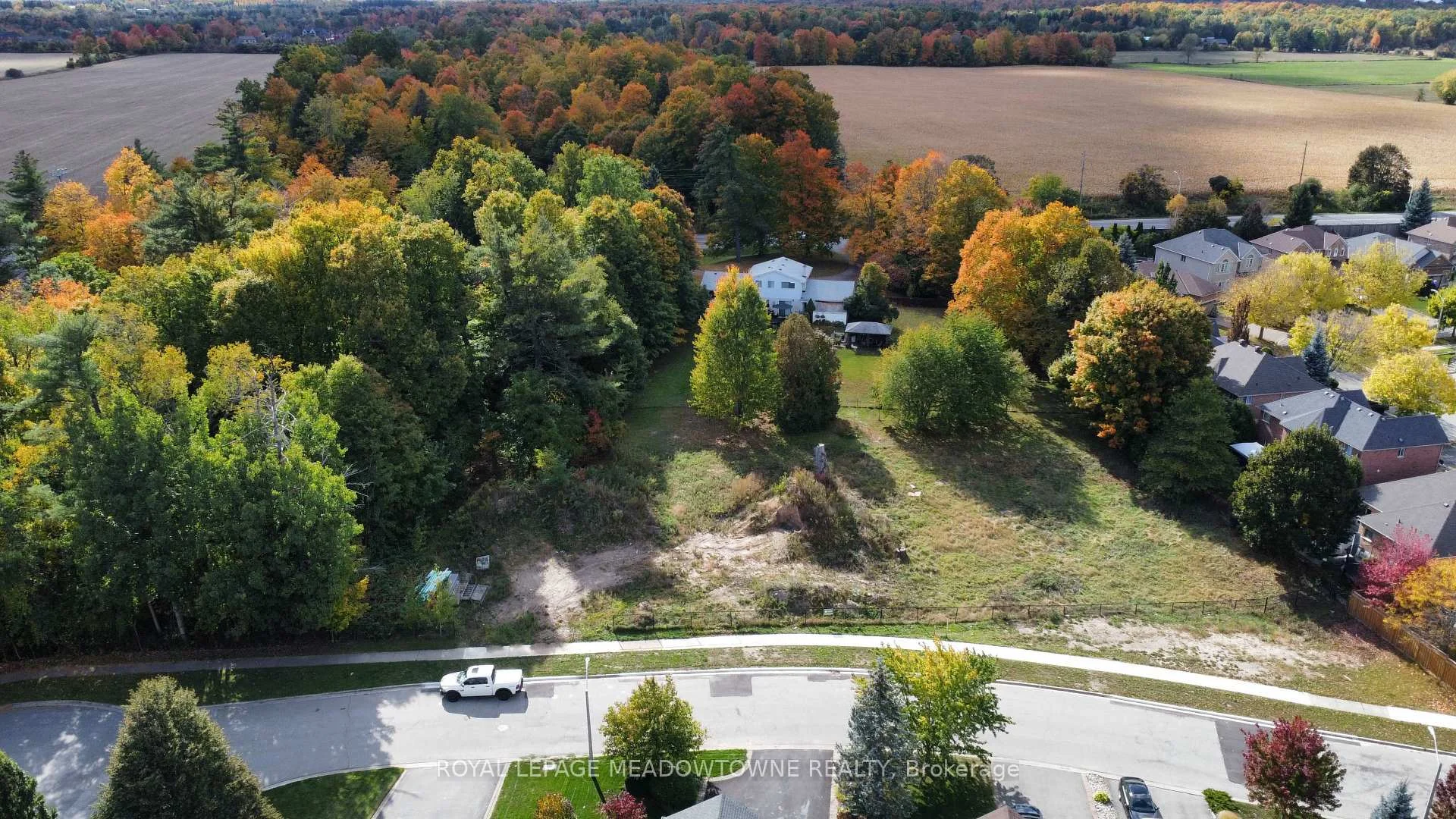 Photo 11 of Lot 3 Newman Place, Halton Hills, Georgetown — HOMEH